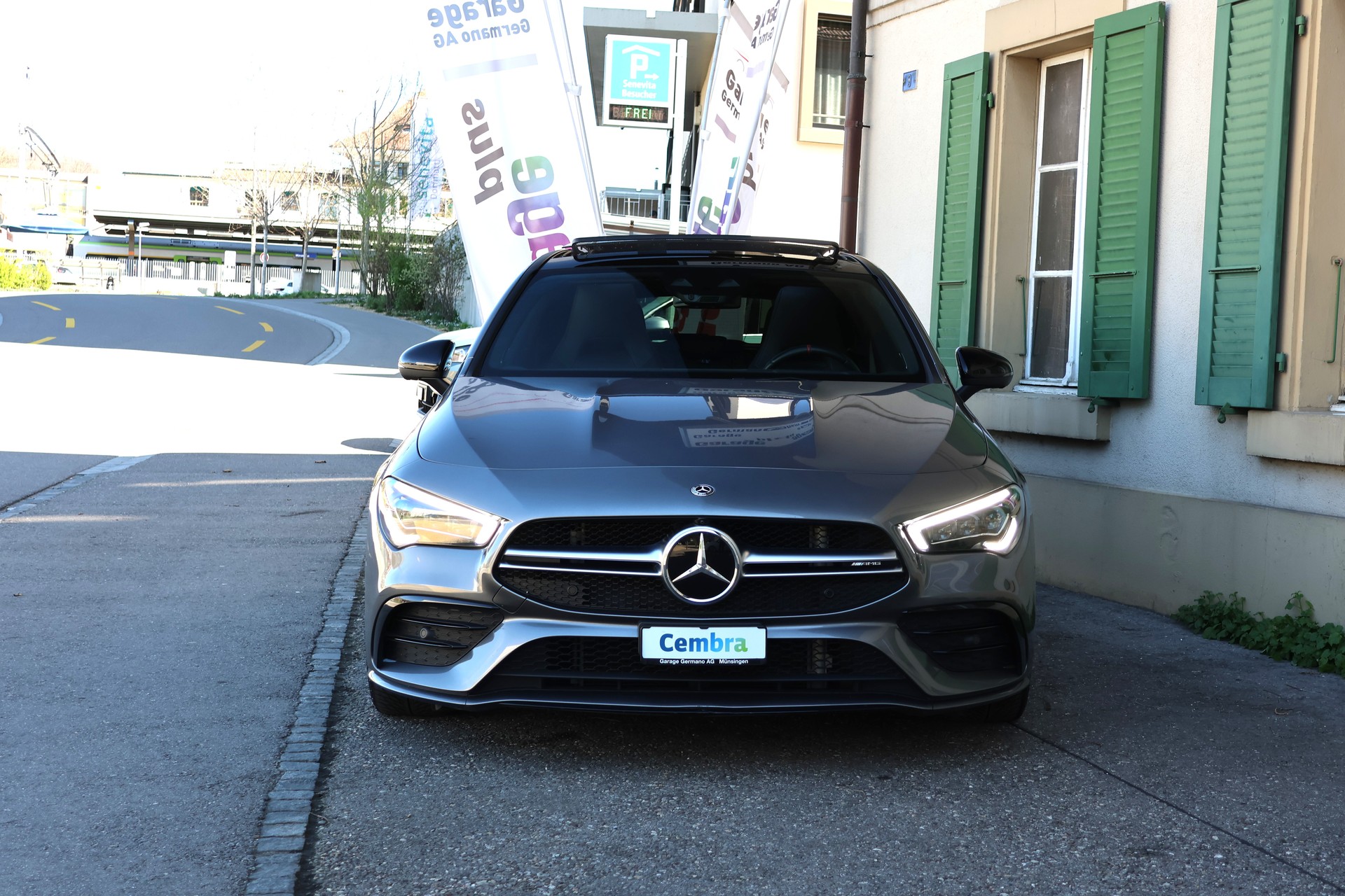 MERCEDES-BENZ CLA Shooting Brake 35 AMG 4Matic 7G-DCT-showroom-element-1