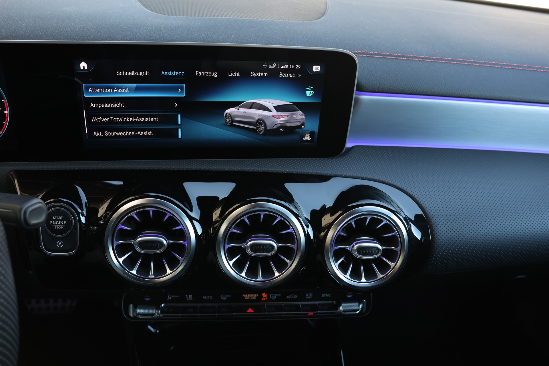 MERCEDES-BENZ CLA Shooting Brake 35 AMG 4Matic 7G-DCT-image-18