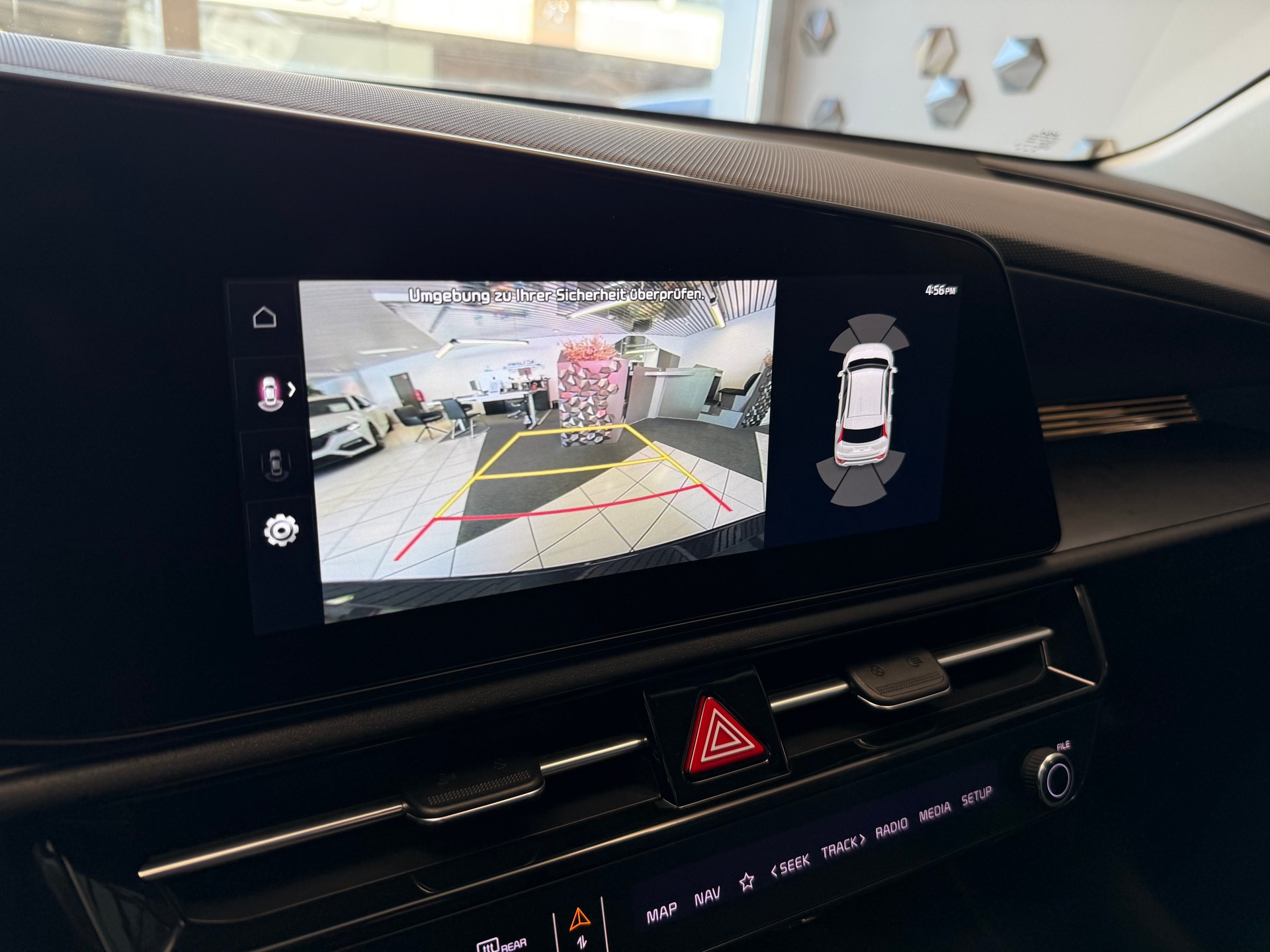 KIA Niro EV 64,8 kWh Style | CH-Fahrzeug mit 7 Jahren Werksgarantie-image-20