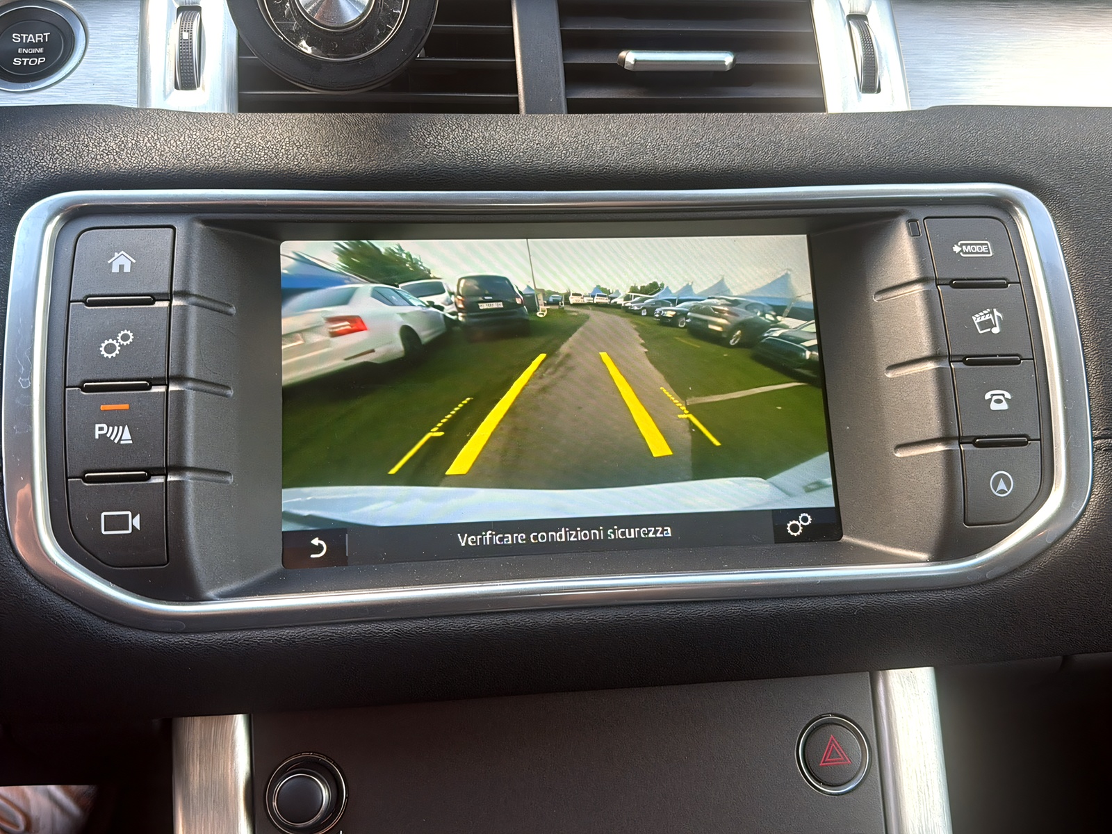 LAND ROVER Range Rover Evoque 2.0 TD4 Pure-image-15