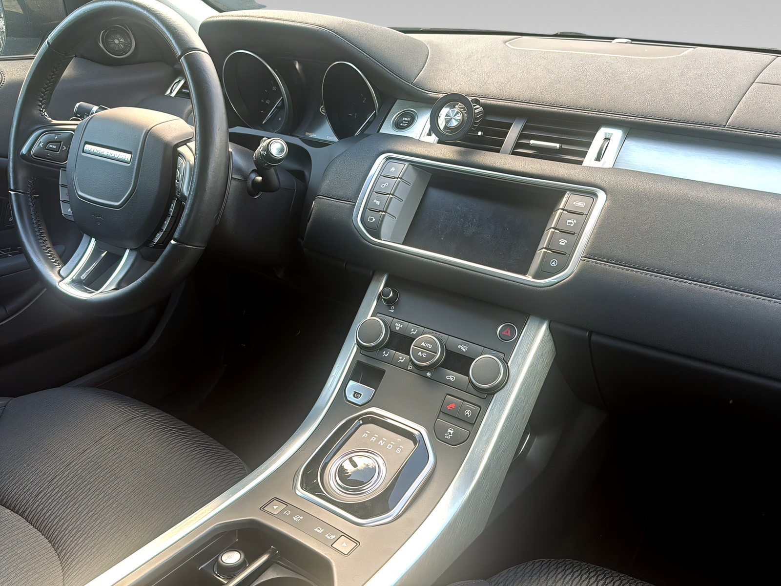 LAND ROVER Range Rover Evoque 2.0 TD4 Pure-image-10