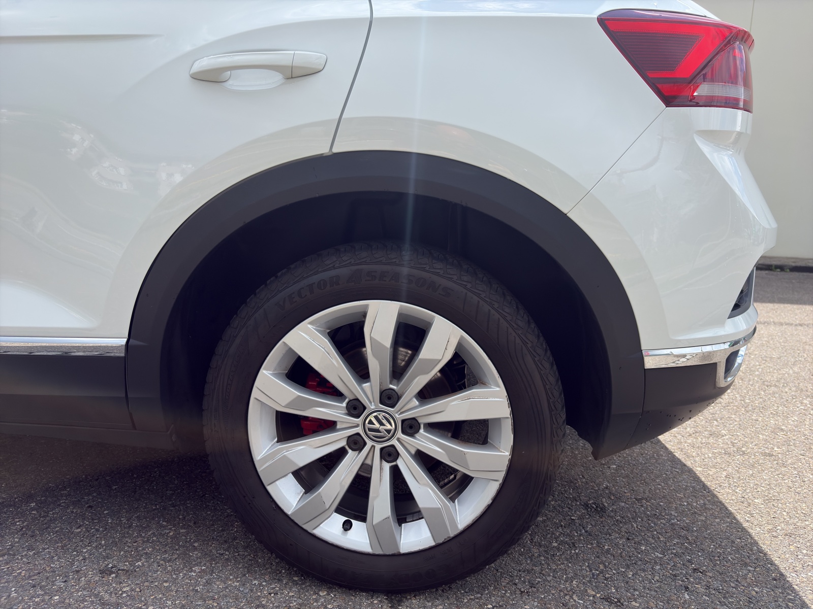 VW T-Roc 2.0 TSI Sport DSG 4motion-image-14