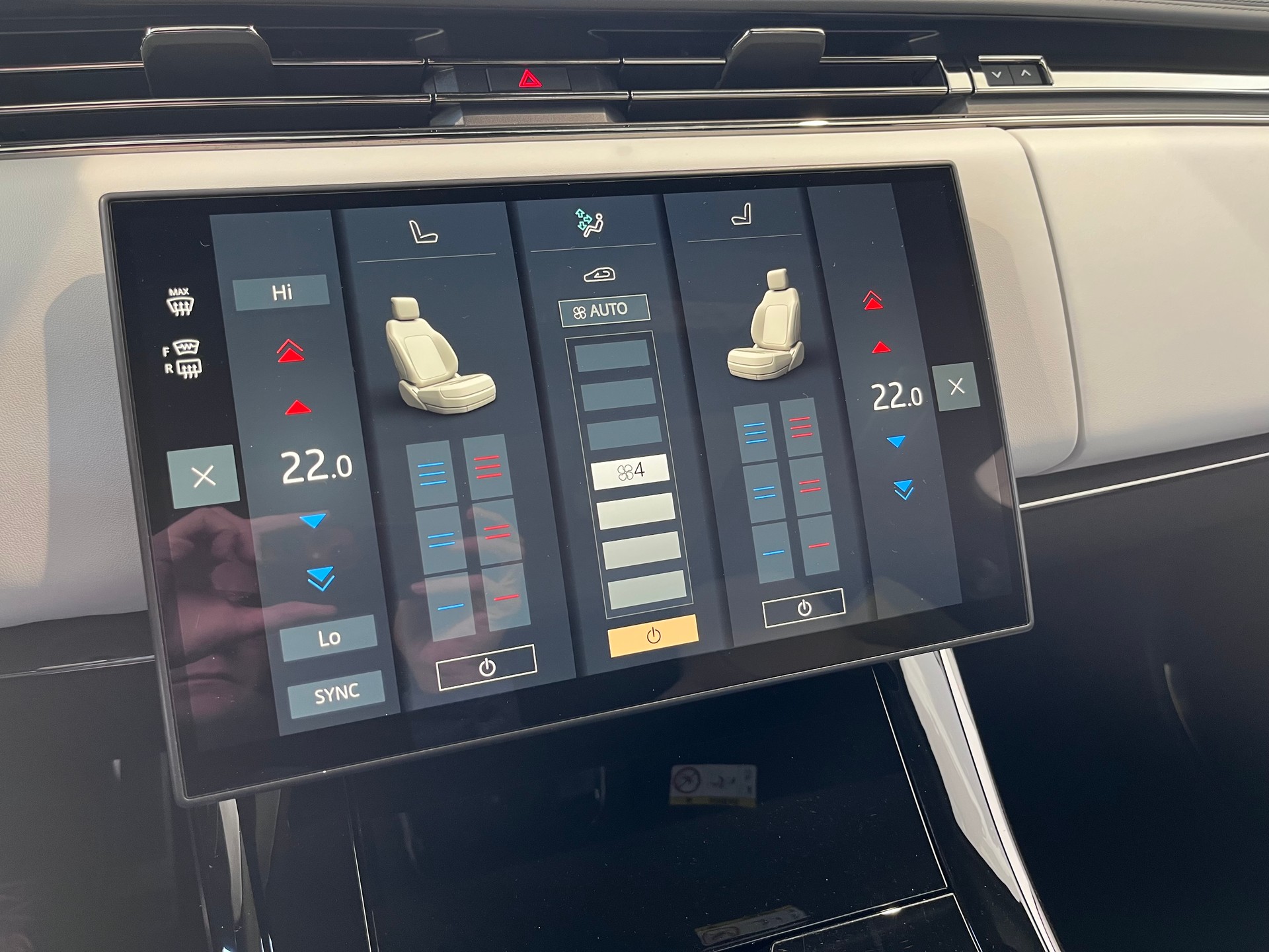 LAND ROVER Range Rover Sport P635 SV Edition Two-image-15
