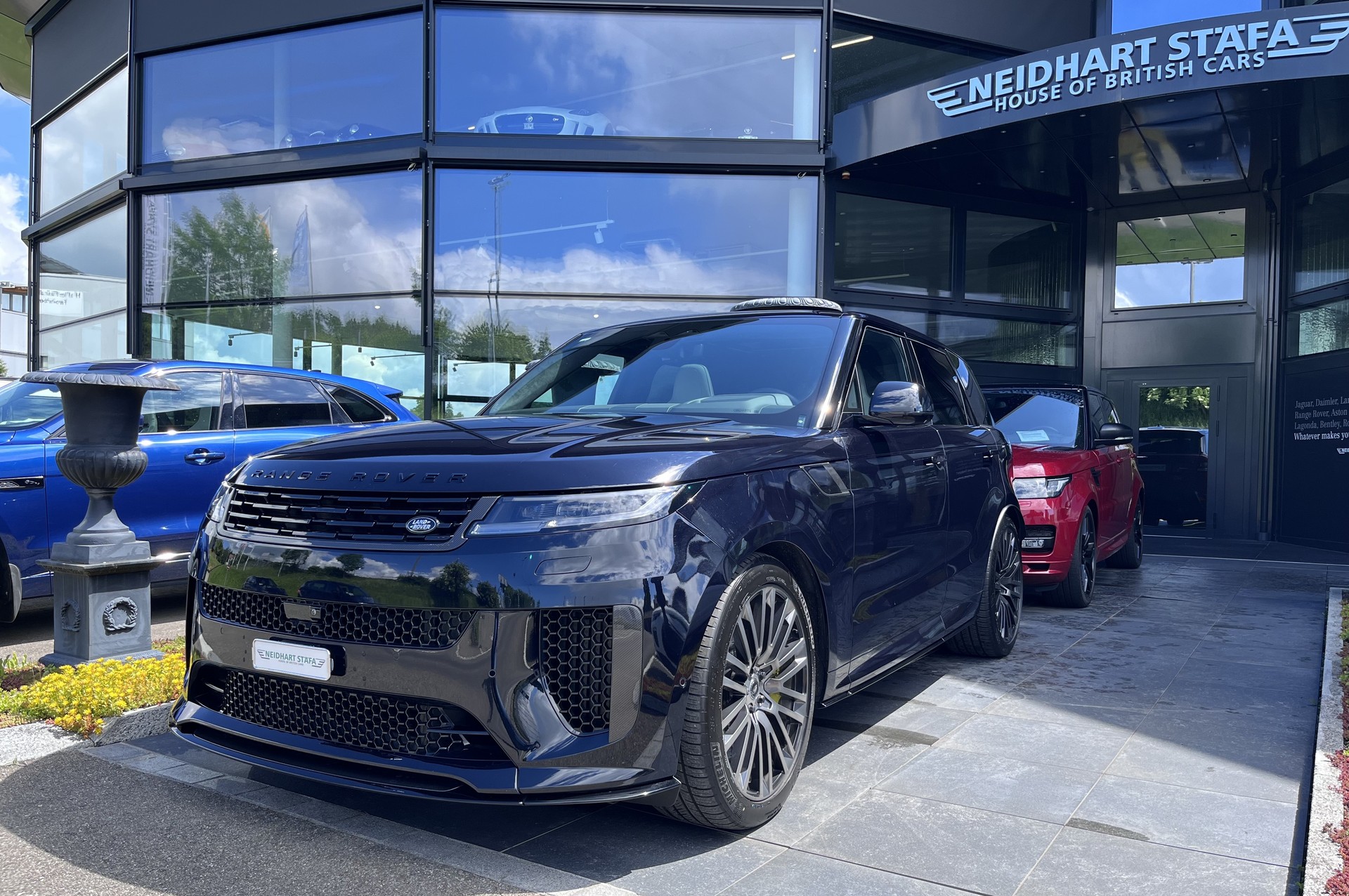LAND ROVER Range Rover Sport P635 SV Edition Two