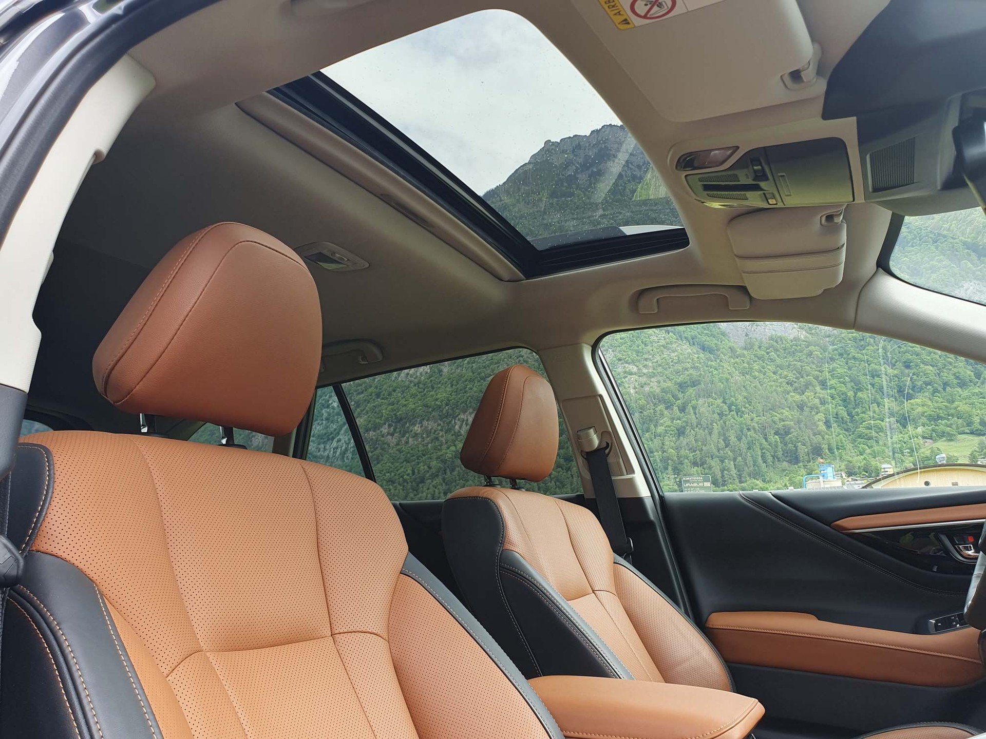 SUBARU Outback 2.5i Elegance Nappa-image-12