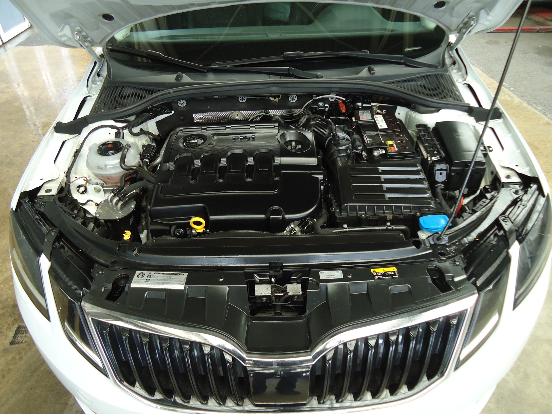 SKODA Octavia Combi 2.0 TDI RS Prag 4x4 DSG-image-6