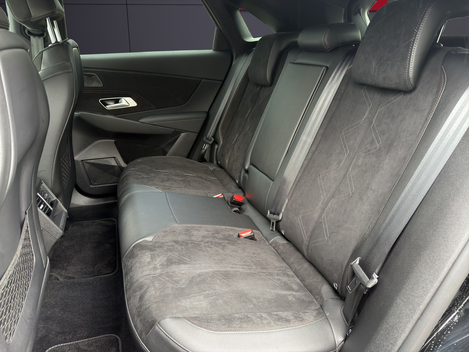 DS AUTOMOBILES DS7 1.5 BlueHDi Pallas-image-6