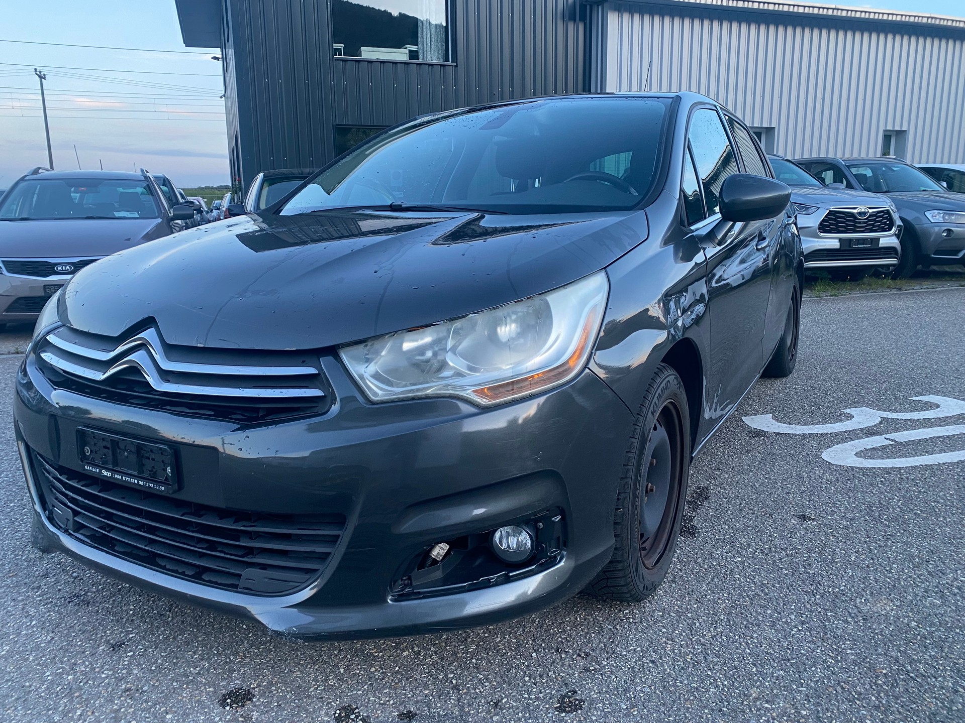 CITROEN C4 Berline 1.6 e-HDi Swiss Style EGS6