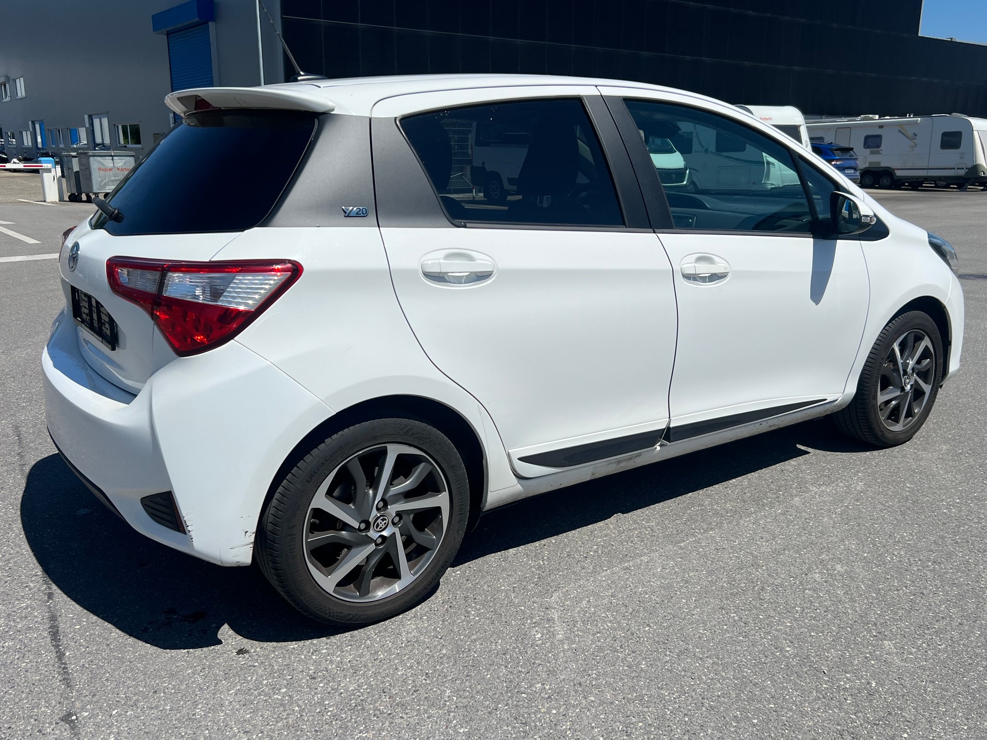 TOYOTA Yaris 1.5 Comfort-image-5