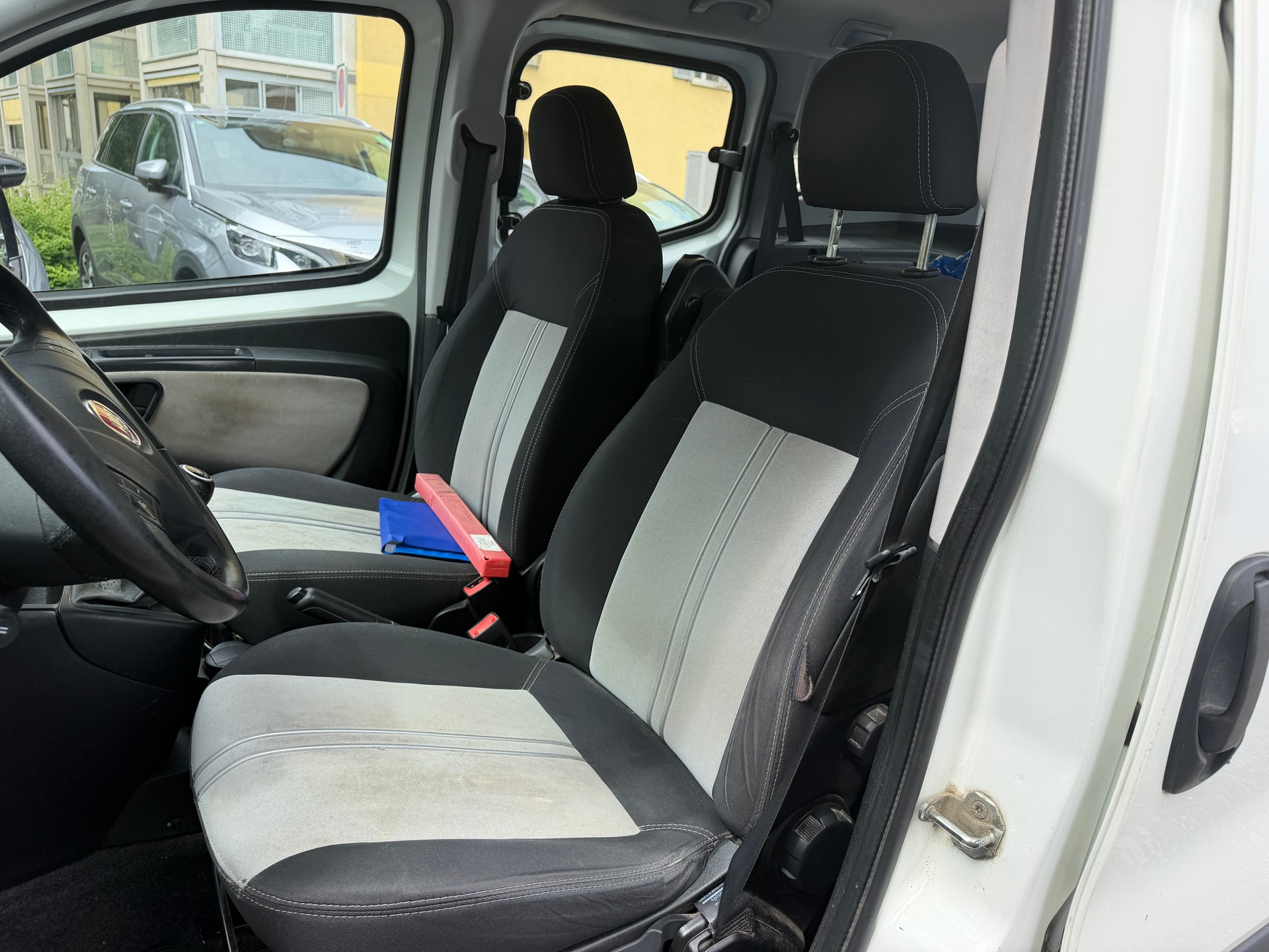 FIAT Qubo 1.3 JTD Trekking-image-6