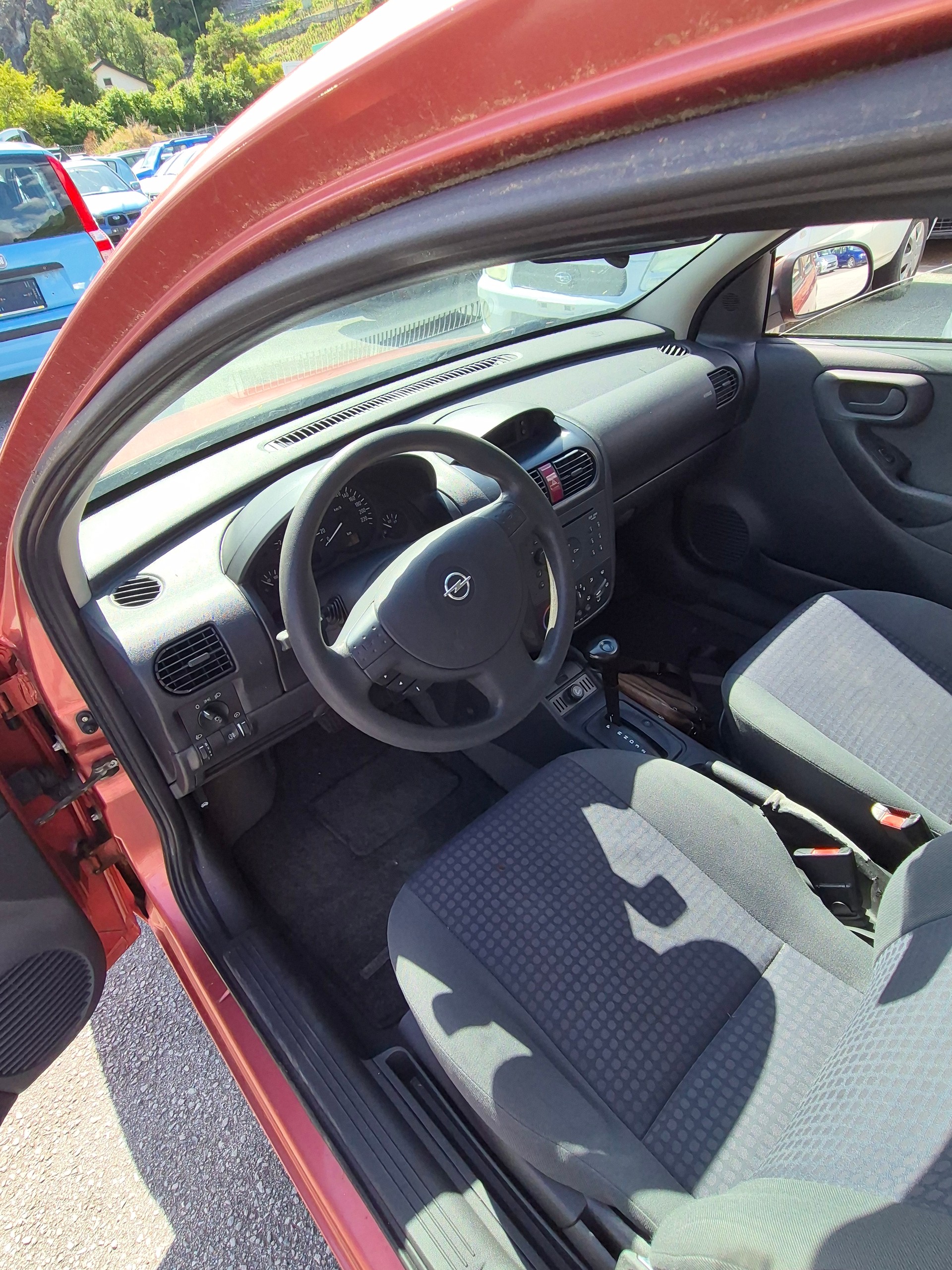 OPEL Corsa 1.4 16V Comfort-image-6