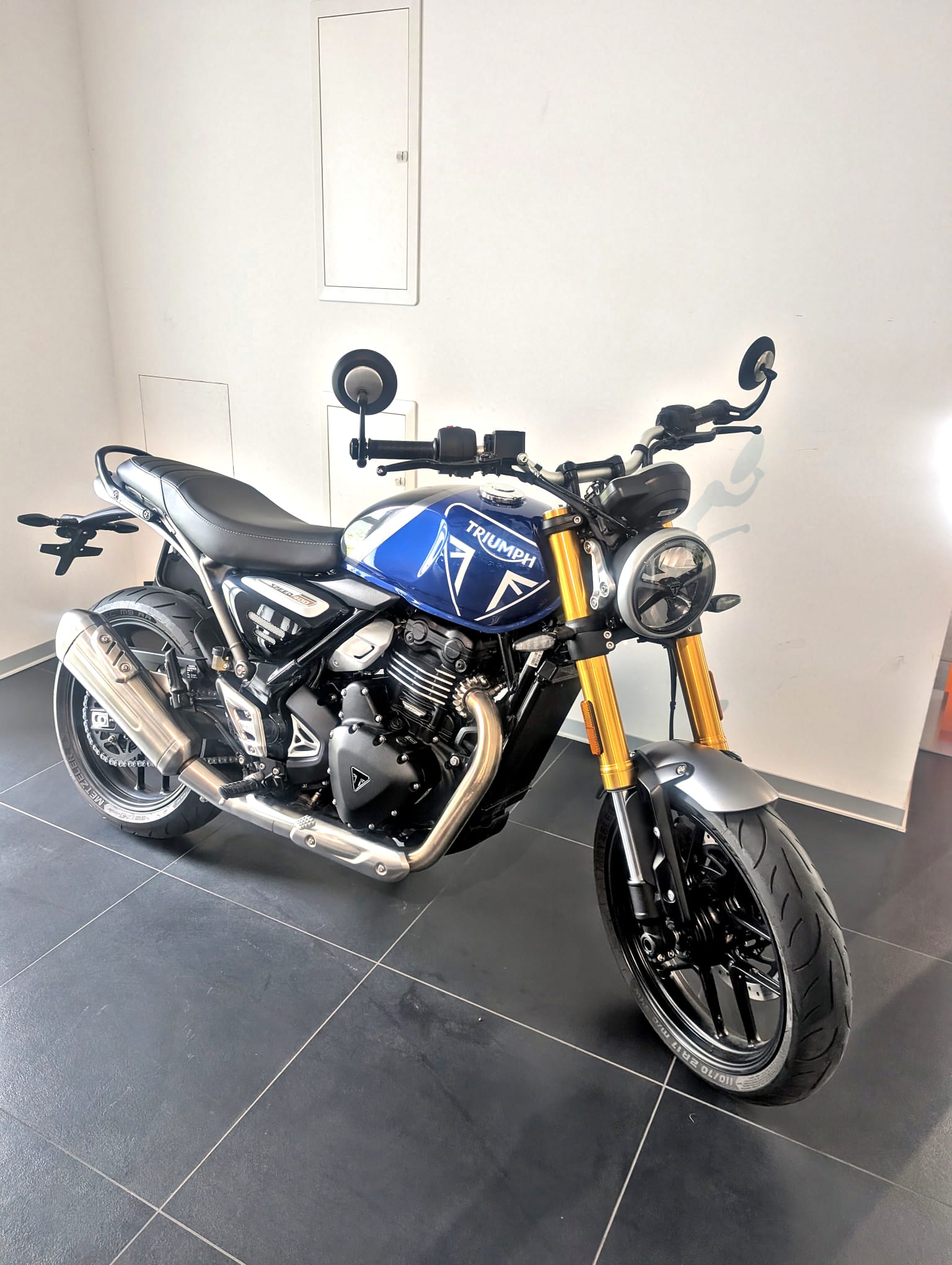 TRIUMPH Speed 400-image-0
