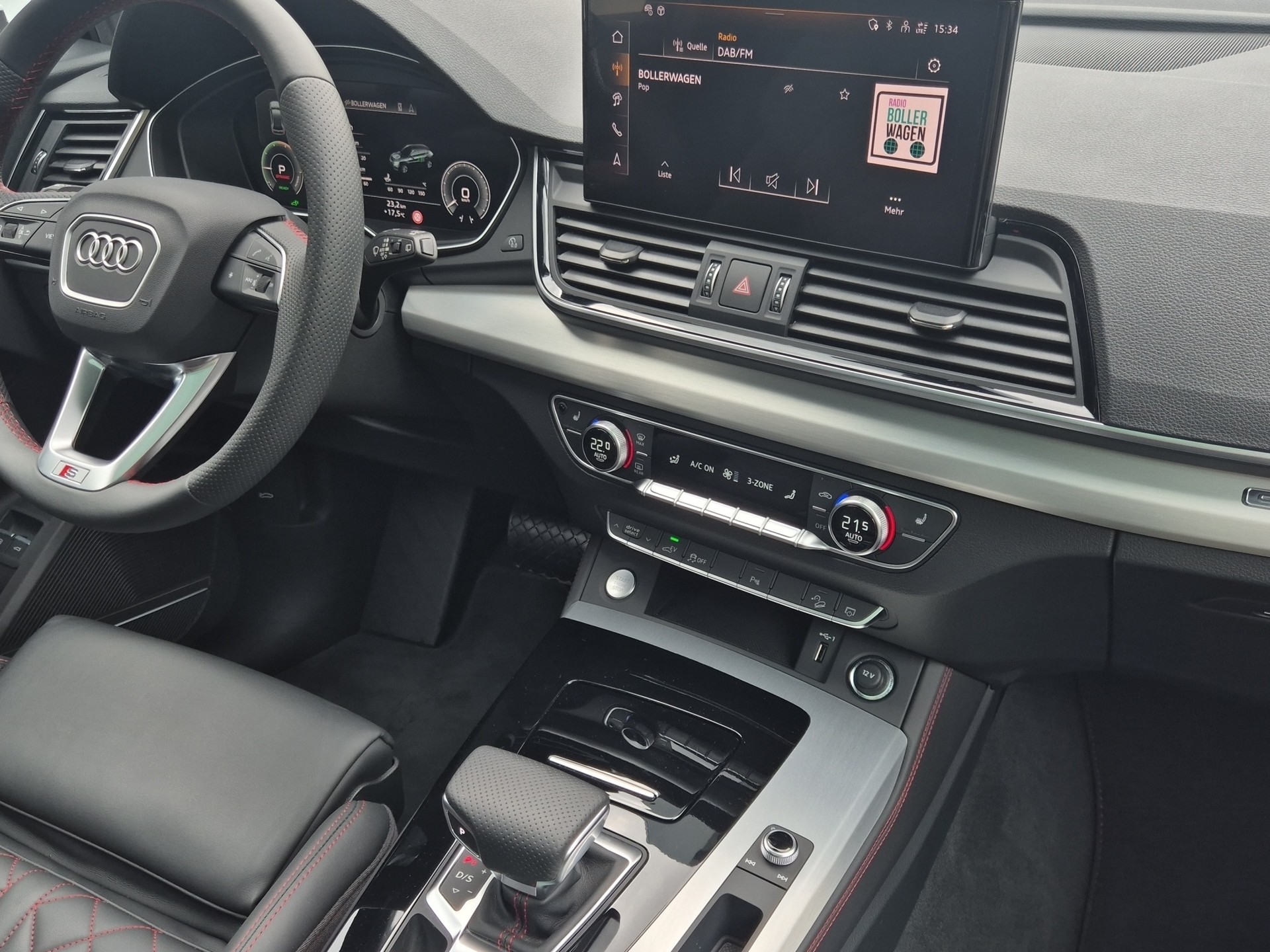 AUDI Q5 55 TFSI e PHEV S line quattro S-tronic-image-16