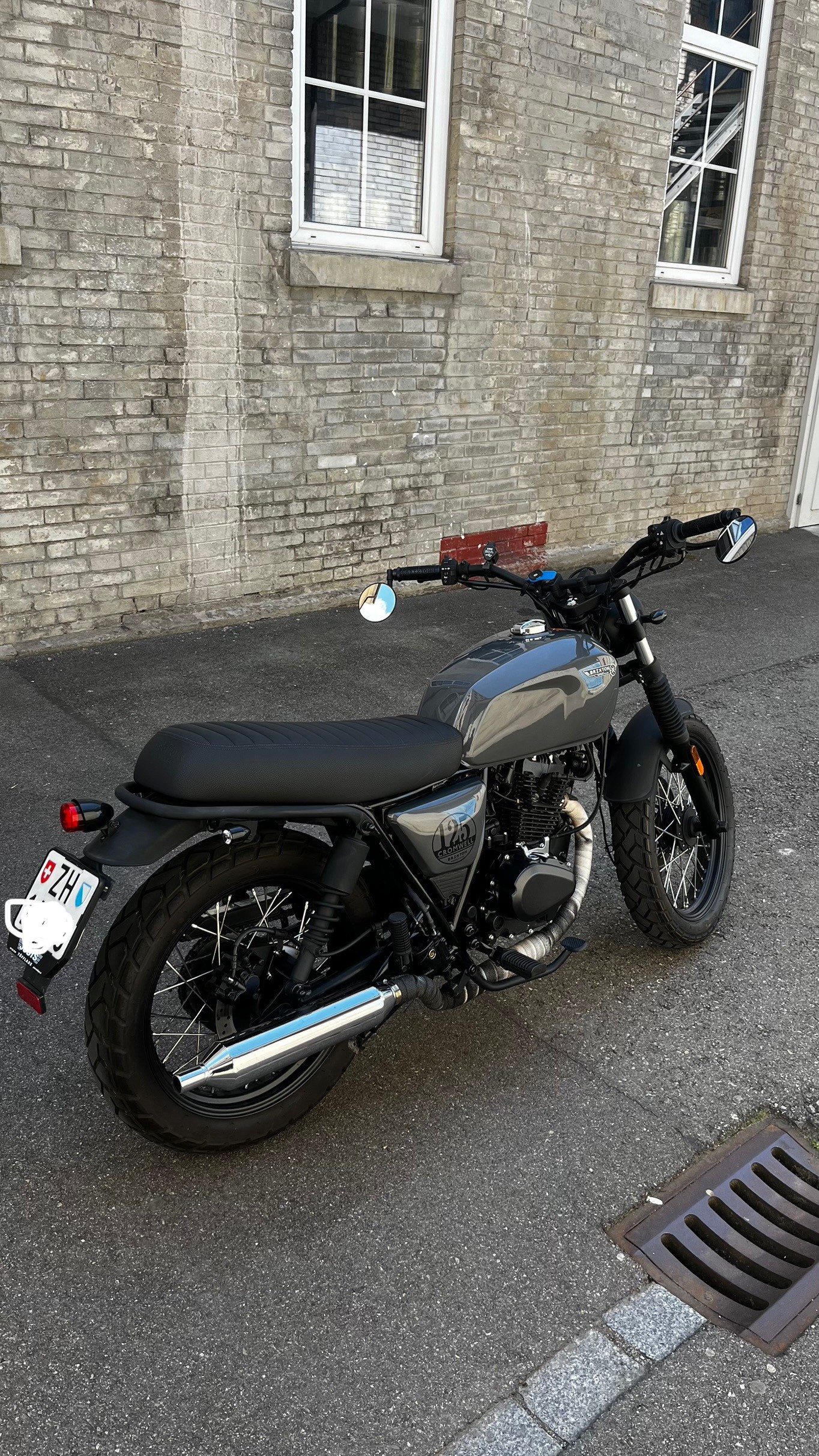 BRIXTON Cromwell 125 CBS-image-2