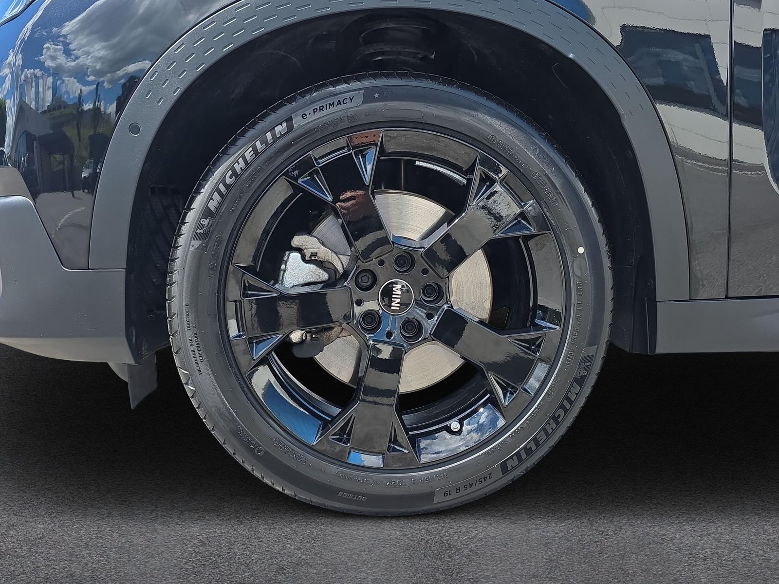 MINI Countryman S ALL4 U25 2.0i (CH) AHK-image-9