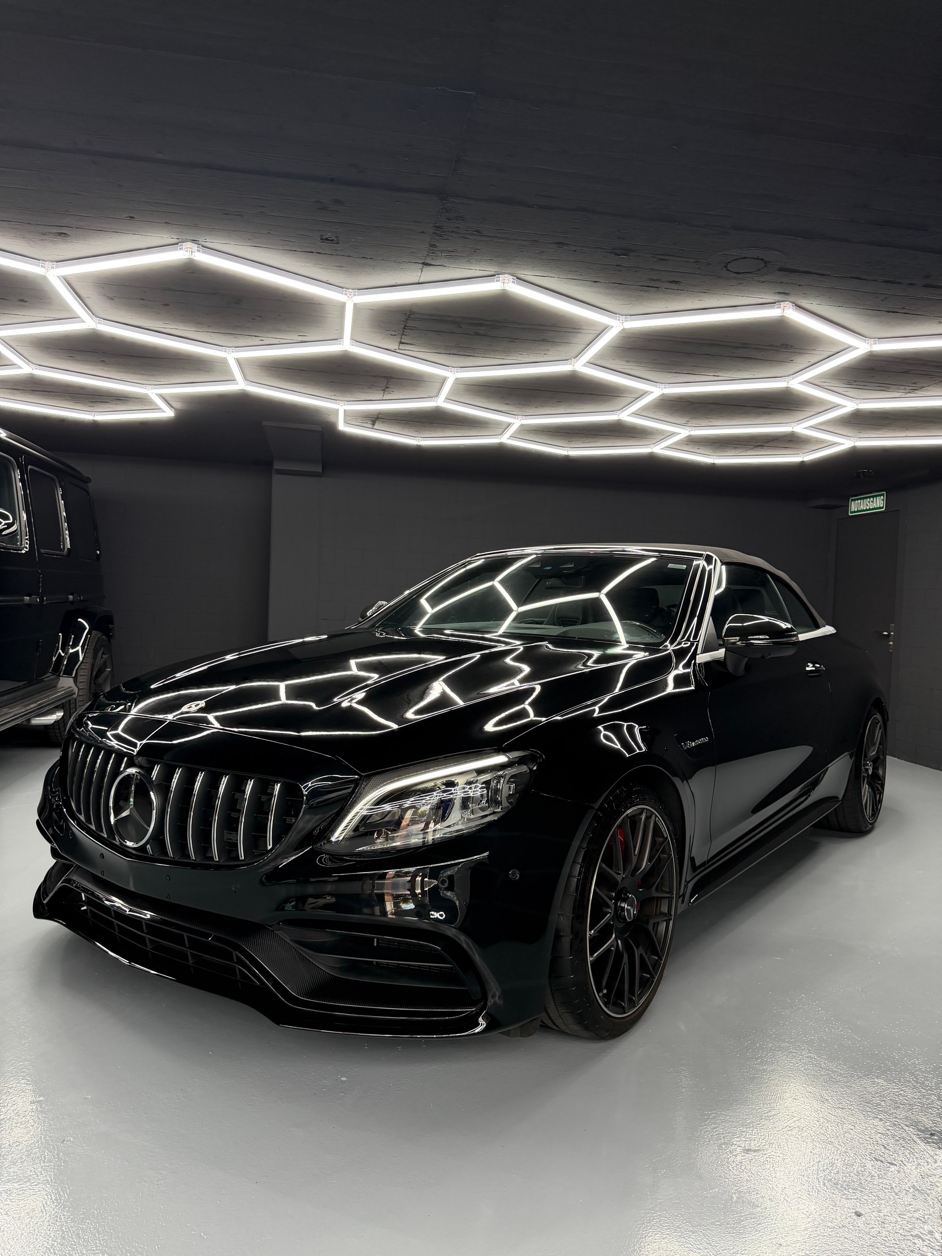 MERCEDES-BENZ C 63 S AMG Premium + 9G-tronic-image-10