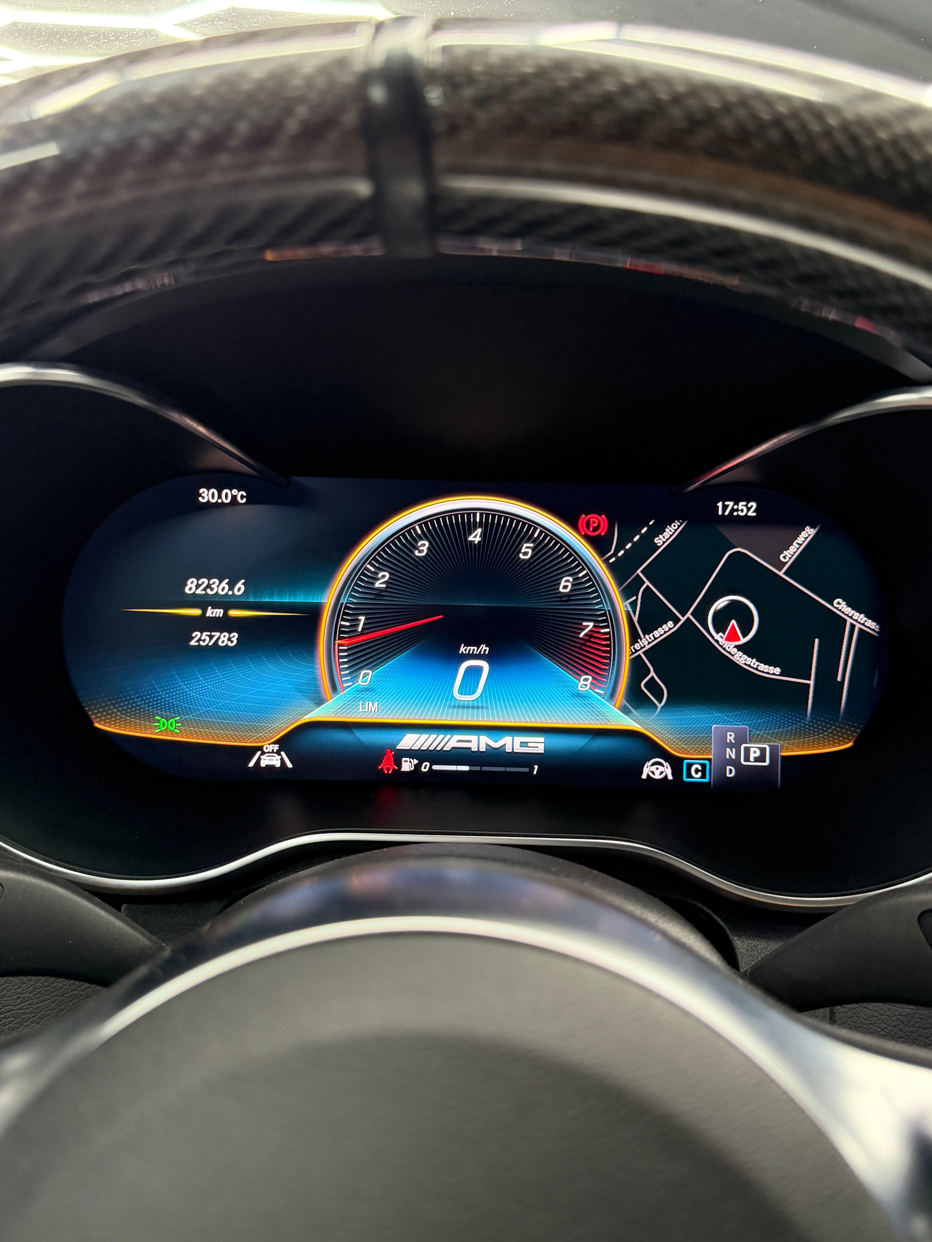 MERCEDES-BENZ C 63 S AMG Premium + 9G-tronic-image-8