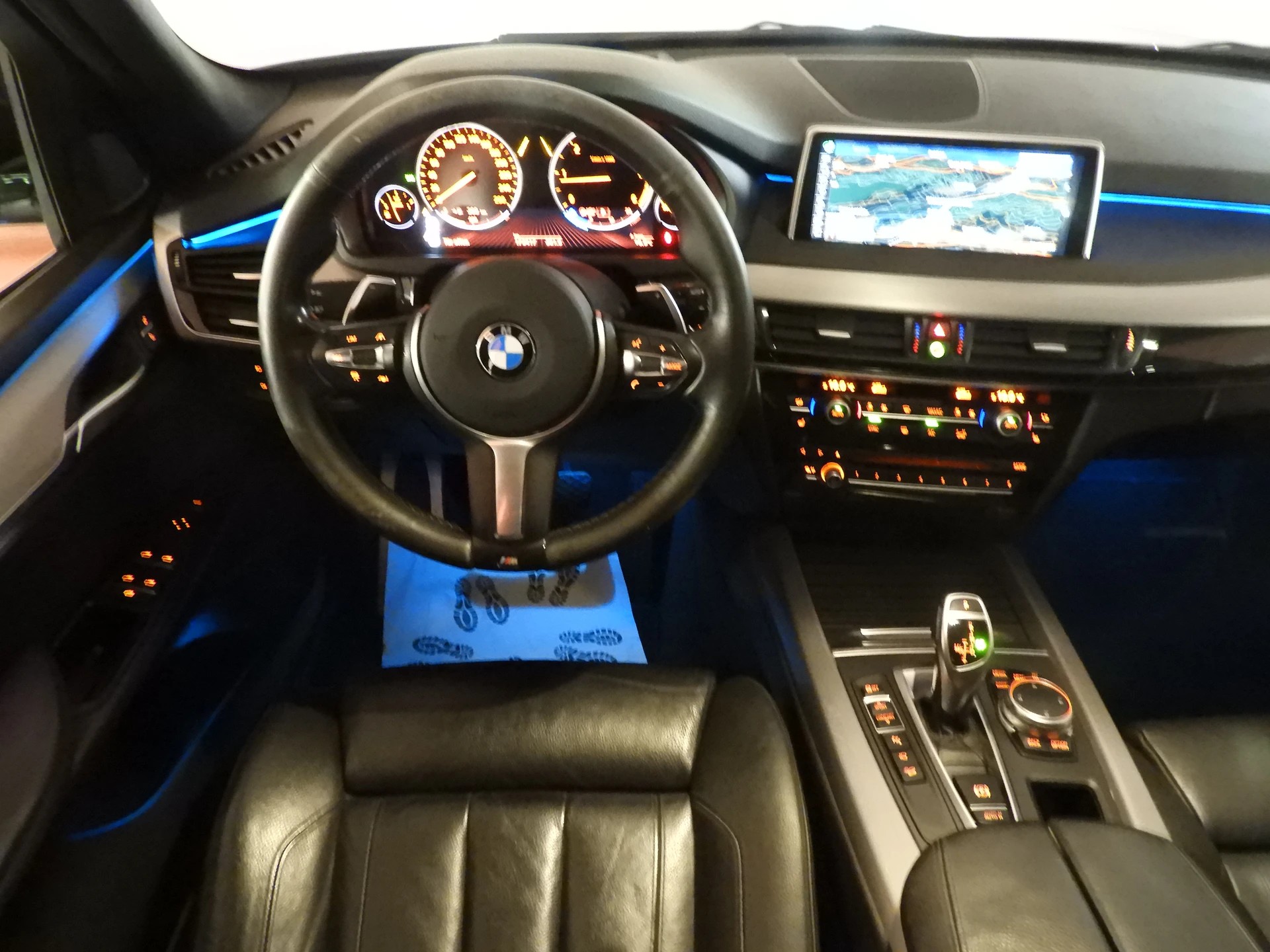 BMW X5 xDrive 40d Steptronic M Sport-image-6
