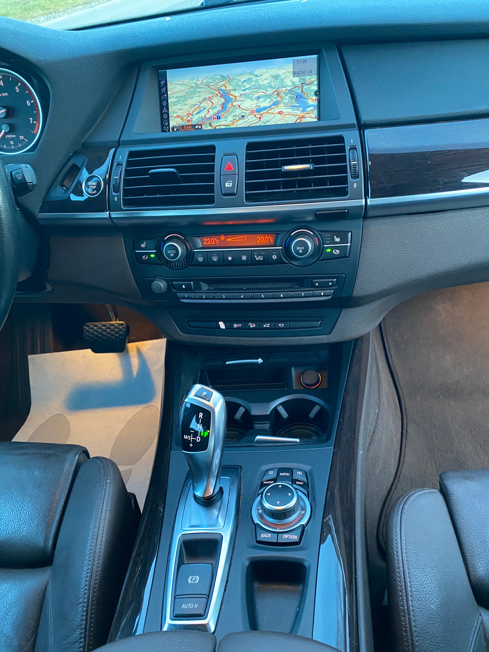BMW X5 xDrive 35i Steptronic-image-10