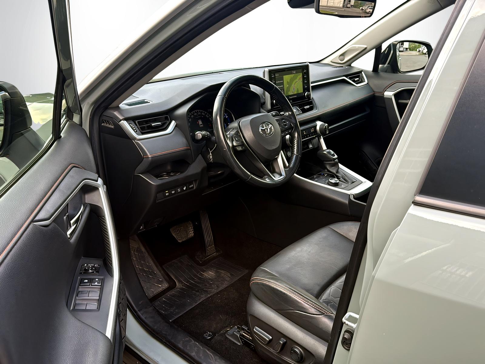 TOYOTA RAV4 2.5 HEV Adventure-image-9