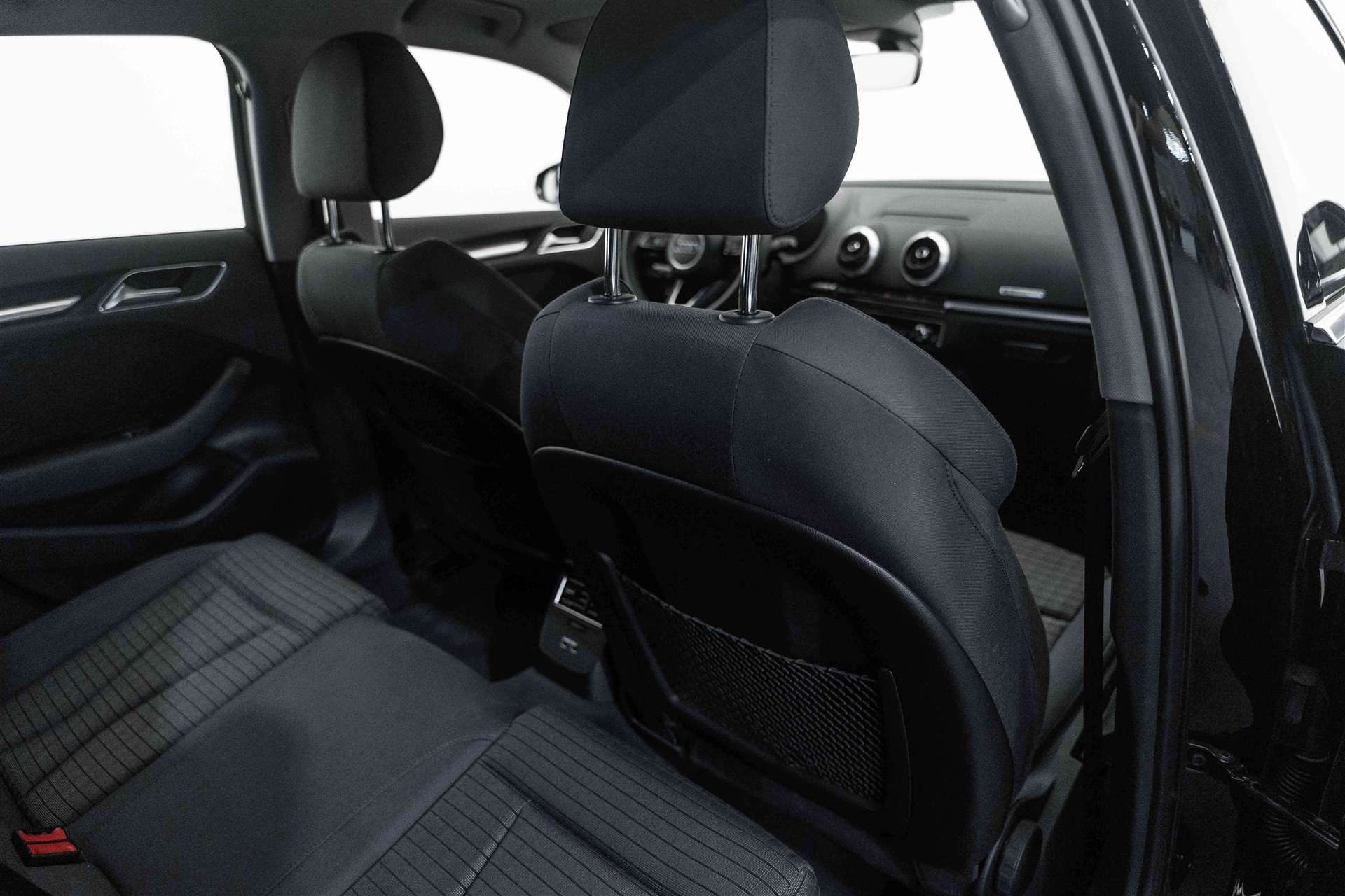 AUDI A3 Sportback 40 TFSI Sport quattro S-tronic-image-10