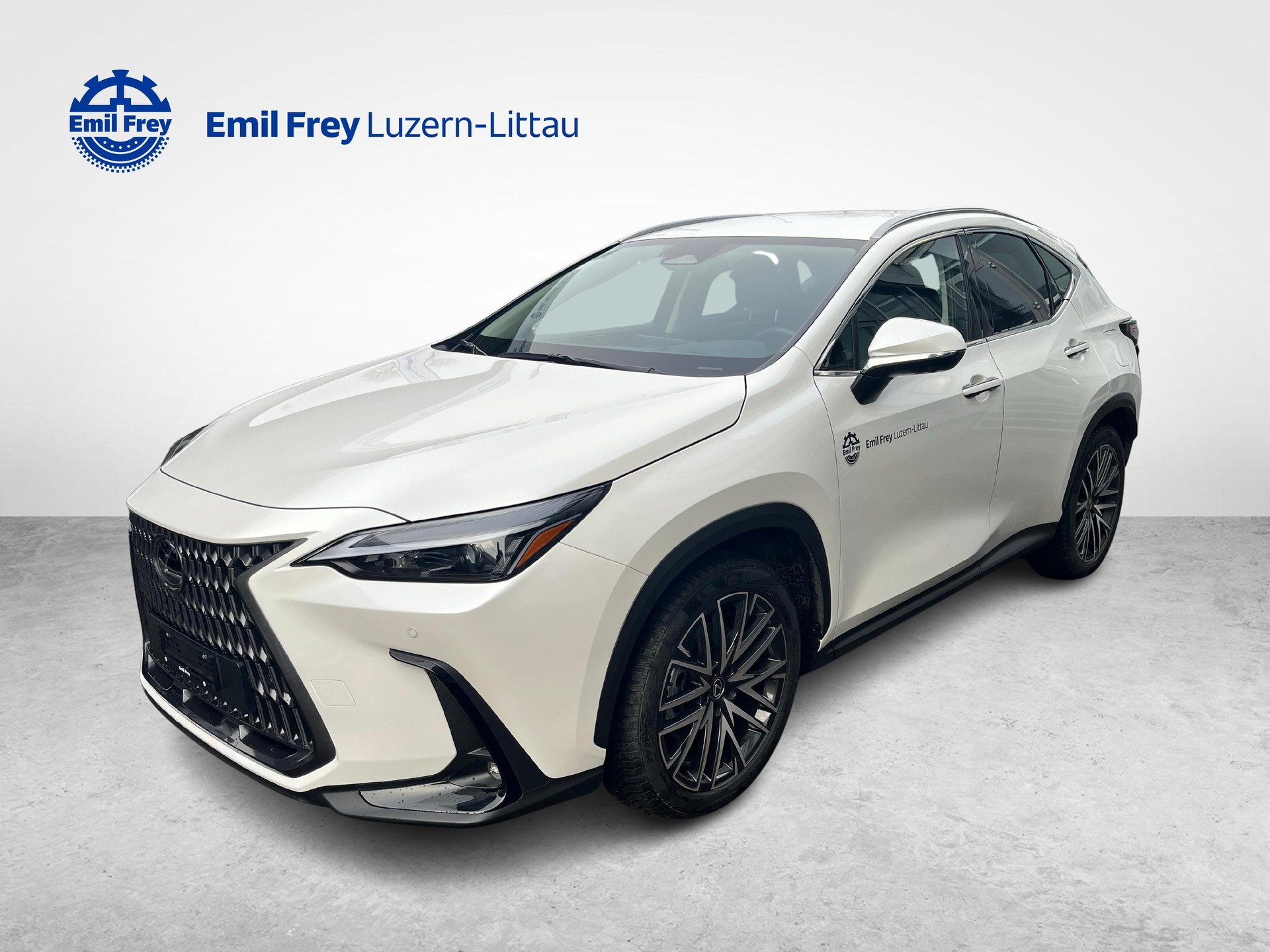 LEXUS NX 450h+ Comfort