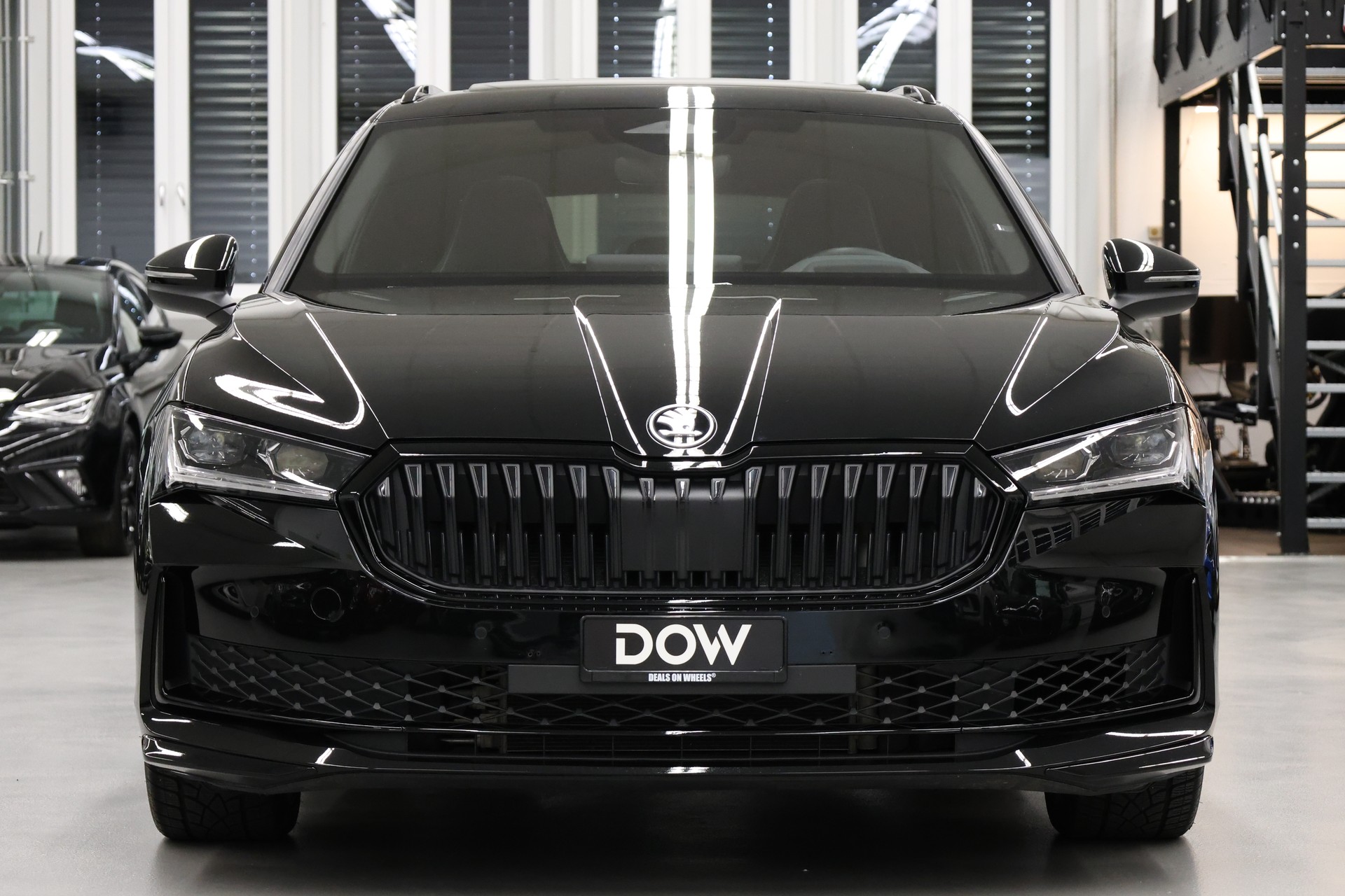 SKODA Superb Combi 2.0 TSI Sportline 4x4 DSG-showroom-element-3