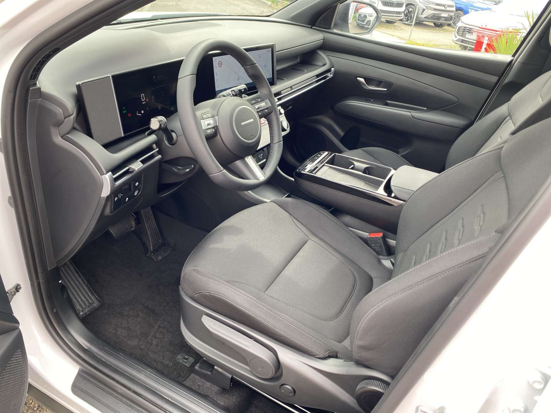 HYUNDAI Tucson 1.6 TGDI HEV Black Line Automat-image-5