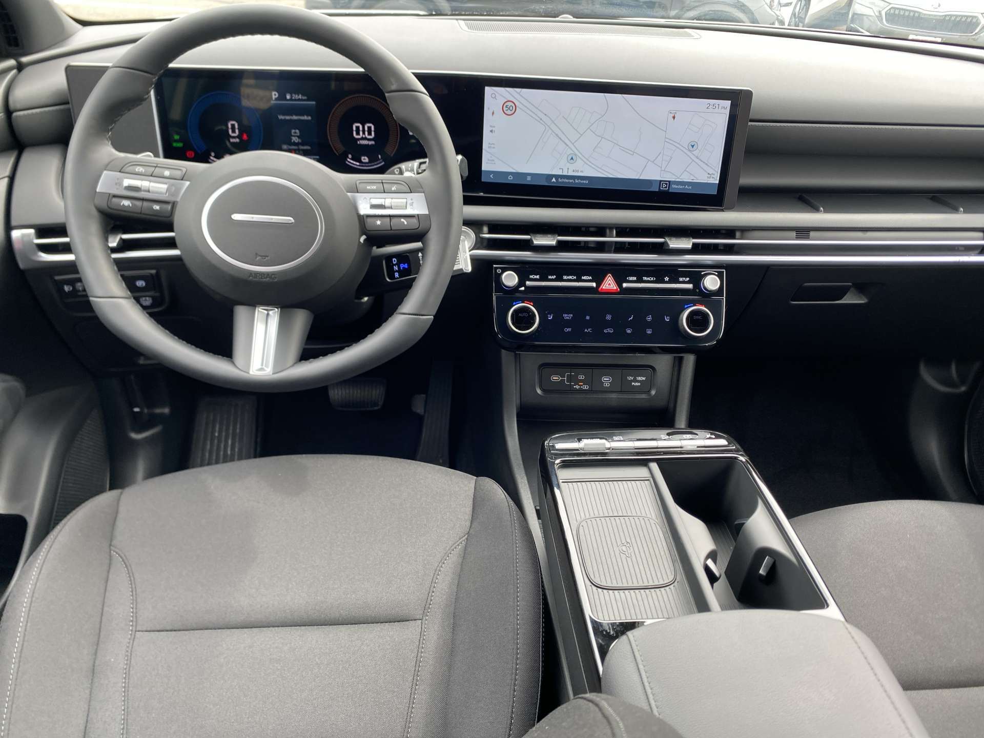 HYUNDAI Tucson 1.6 TGDI HEV Black Line Automat-image-4