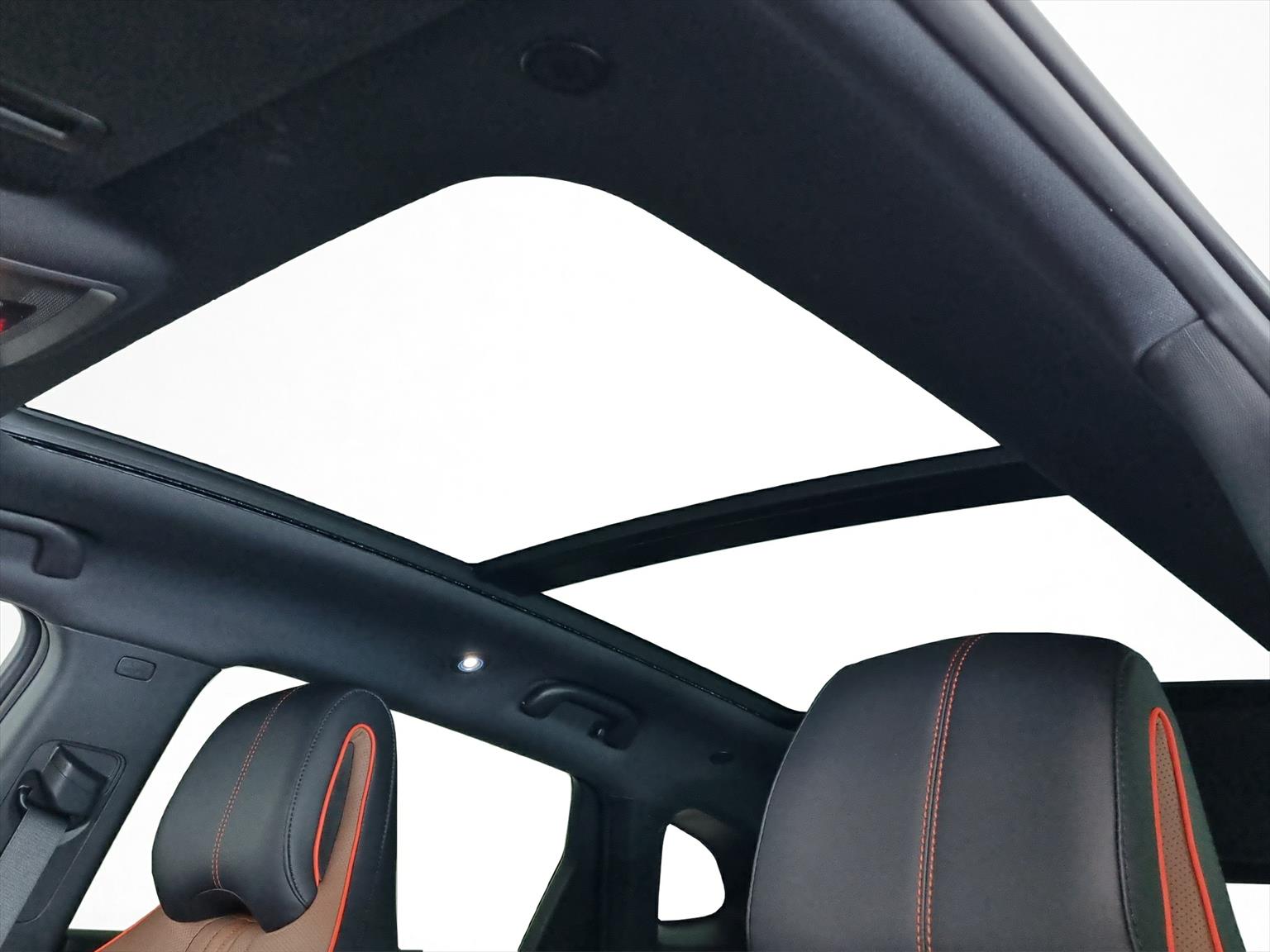 BYD Seal U DM-i Comfort FWD-image-12