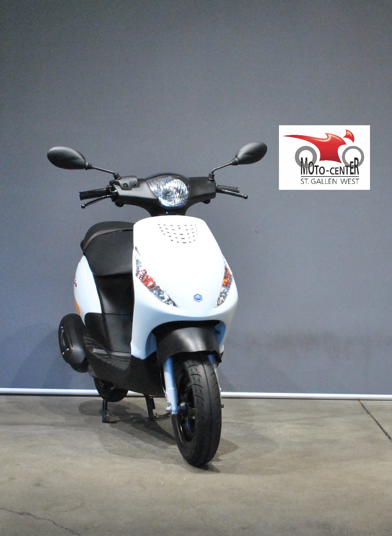PIAGGIO Zip 50 4-T (45km/h)-image-0
