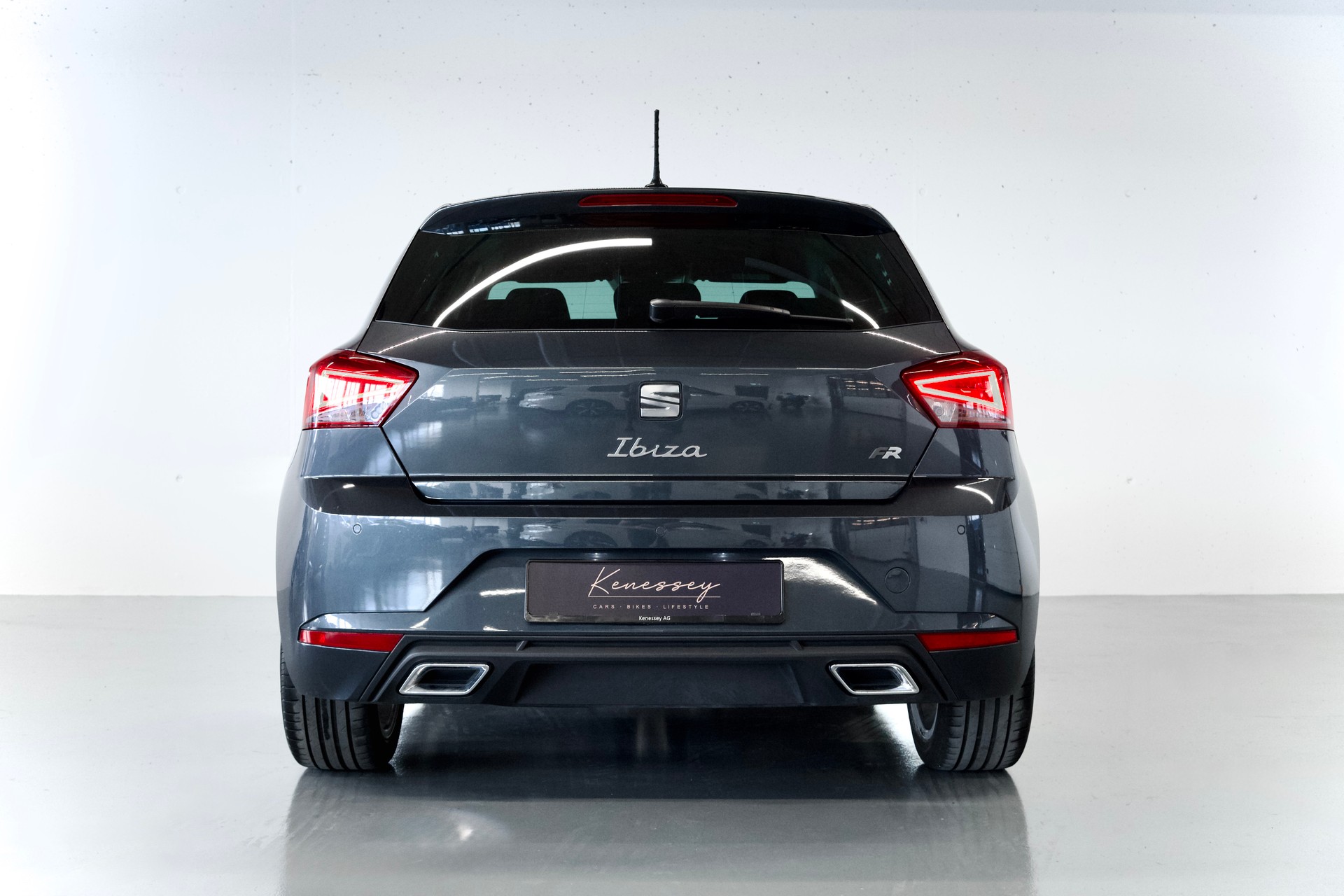 SEAT IBIZA 1.5 EcoTSI DSG | CH-FZG | AUTOMAT | BENZIN-showroom-element-2