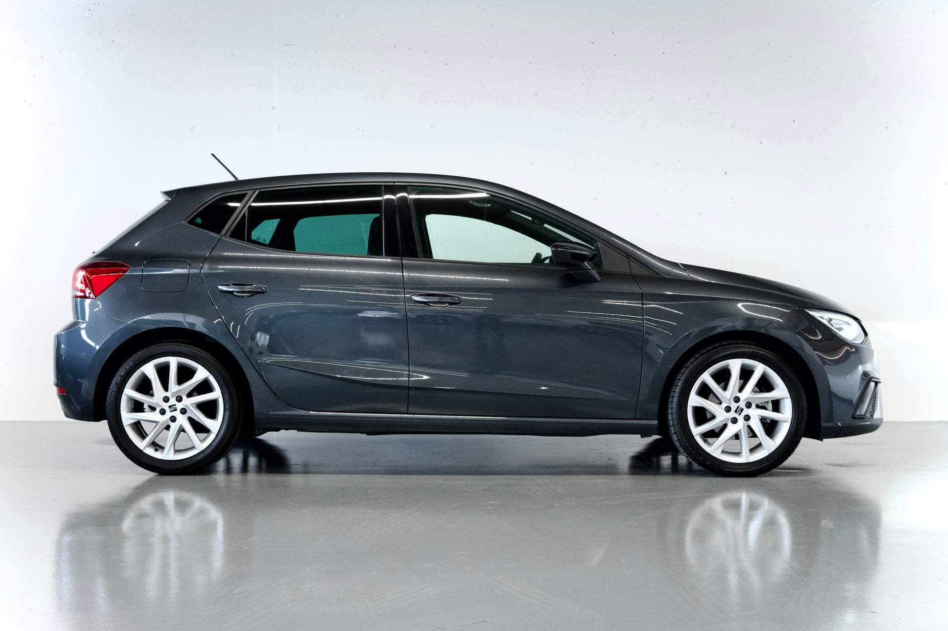SEAT IBIZA 1.5 EcoTSI DSG | CH-FZG | AUTOMAT | BENZIN-showroom-element-3
