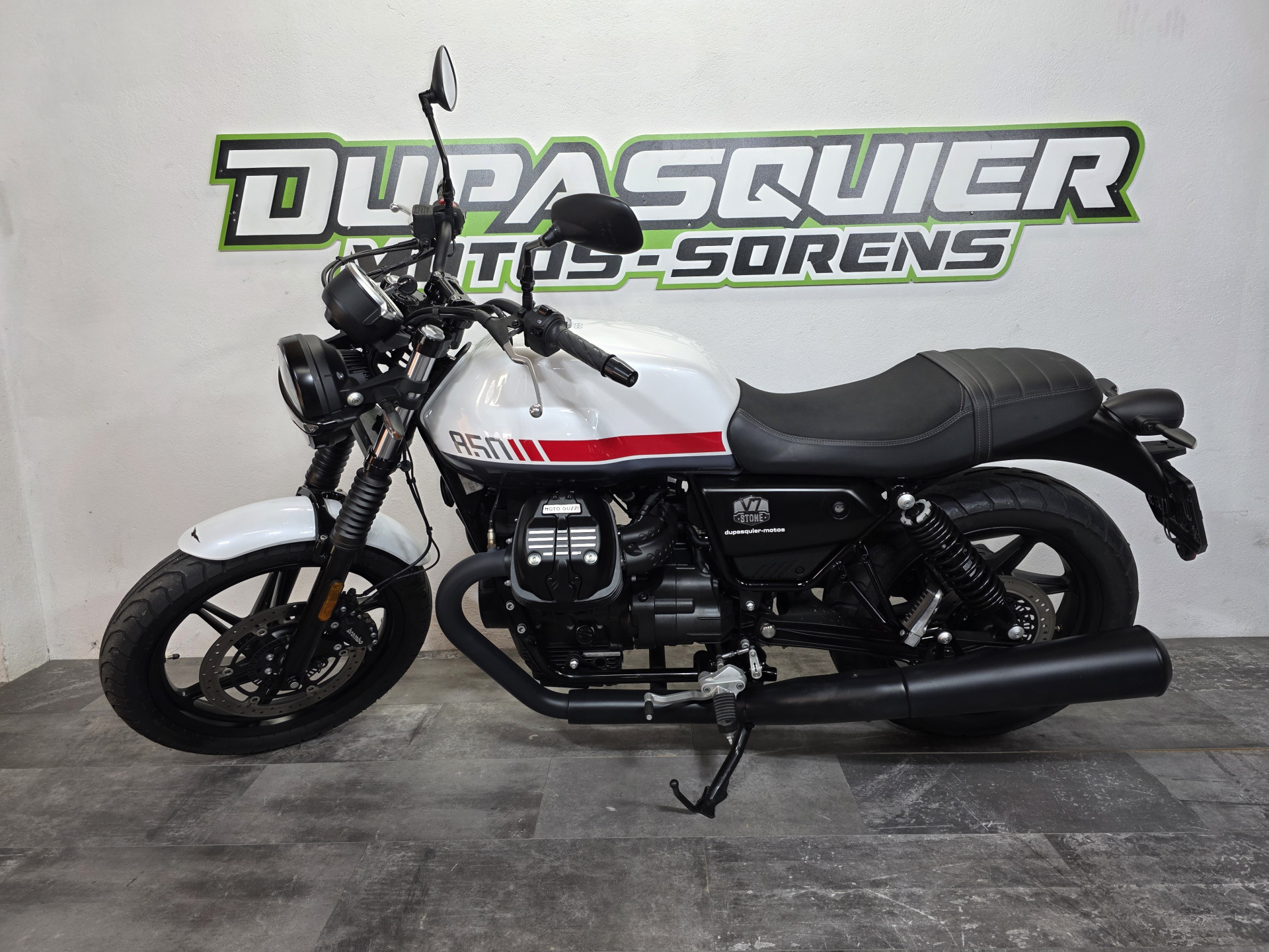 MOTO GUZZI V7 850 Stone-image-4