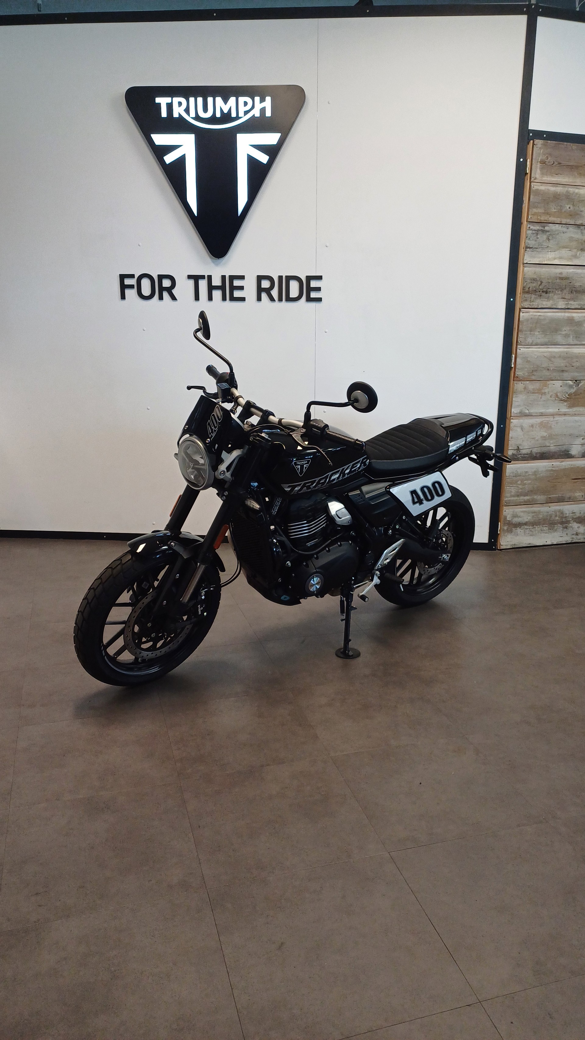 TRIUMPH Triumph Tracker 400-image-1