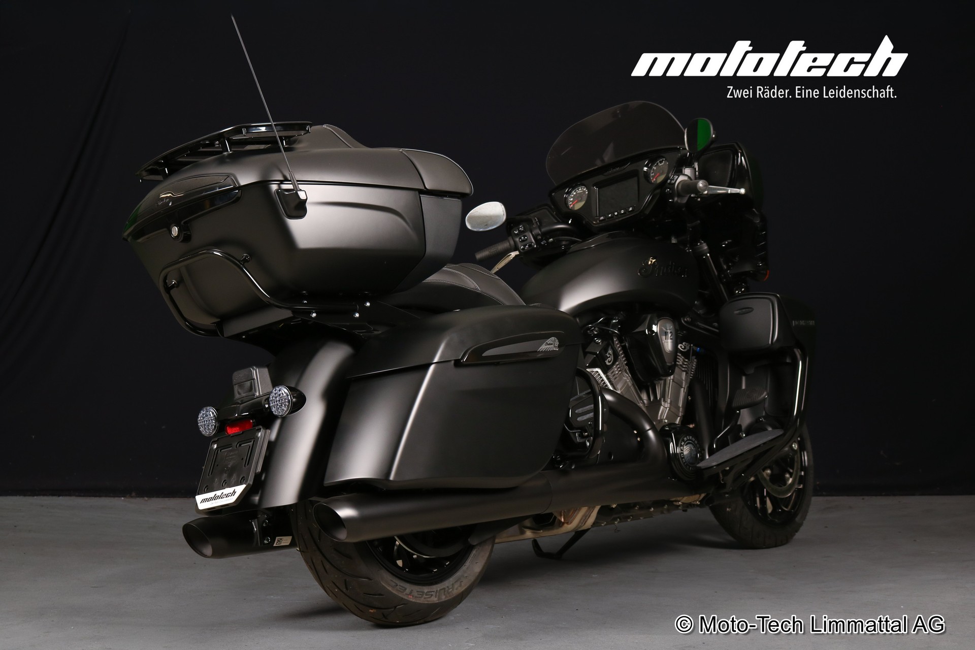 INDIAN Roadmaster Power Plus Dark Horse-image-2