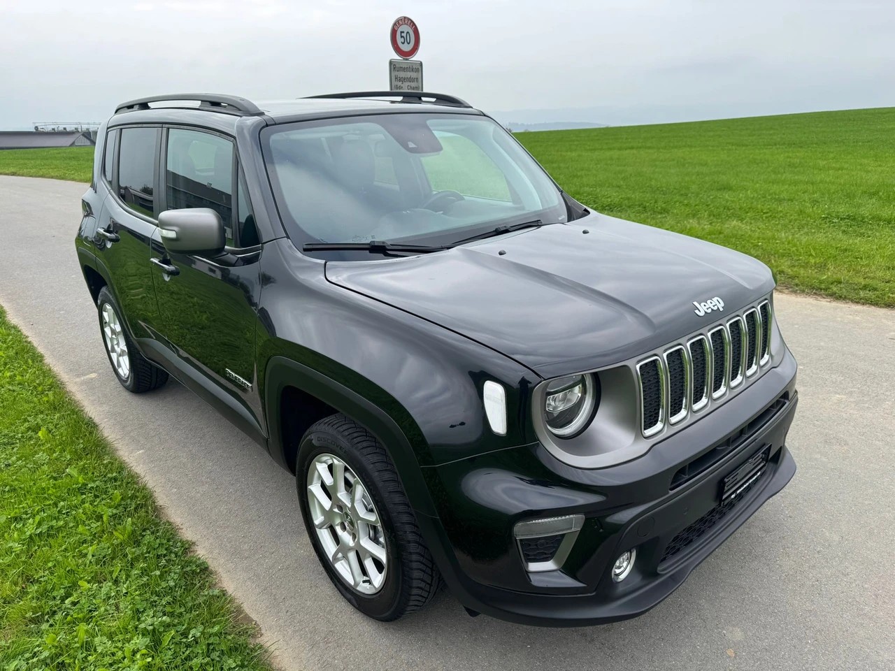 JEEP Renegade 1.3 Turbo Limited AWD-showroom-element-1