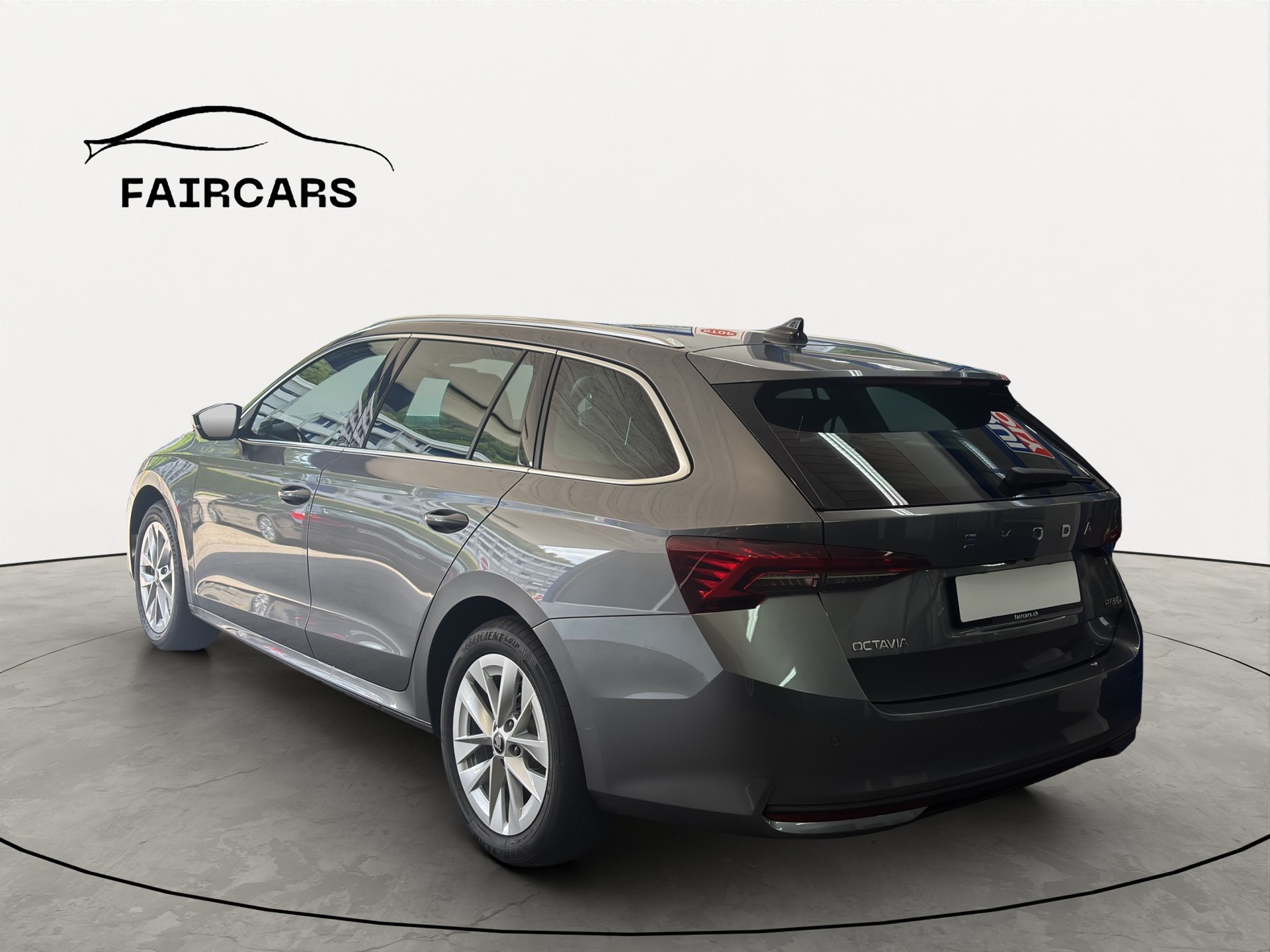 SKODA Octavia Combi 1.5 TSI mHEV DSG Dynamic-showroom-element-3