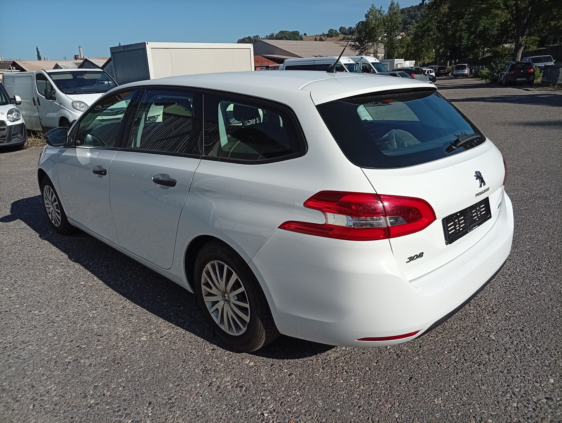 PEUGEOT 308 SW 1.2 THP Business-image-6