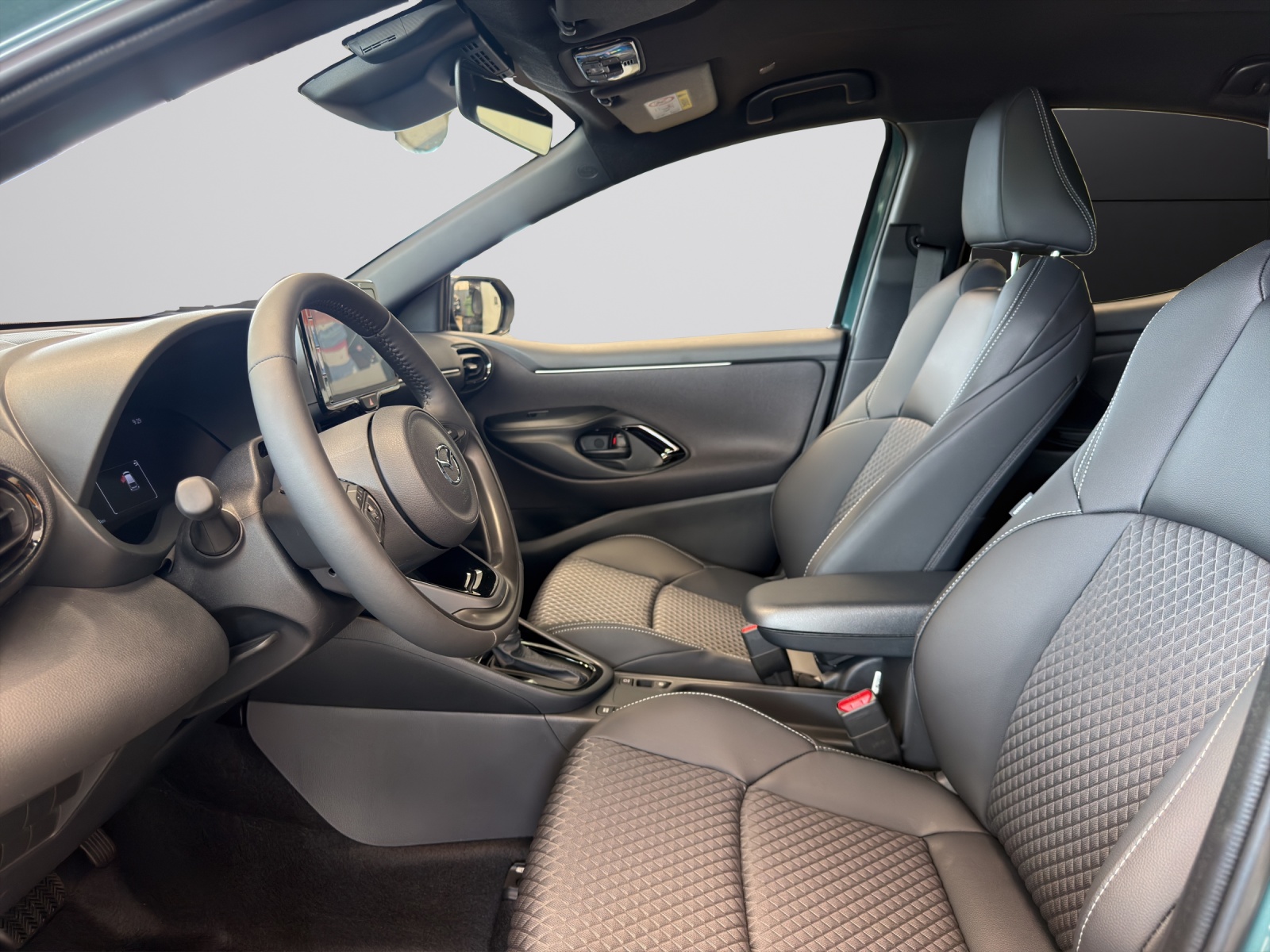 MAZDA 2 Hybrid Homura-image-8