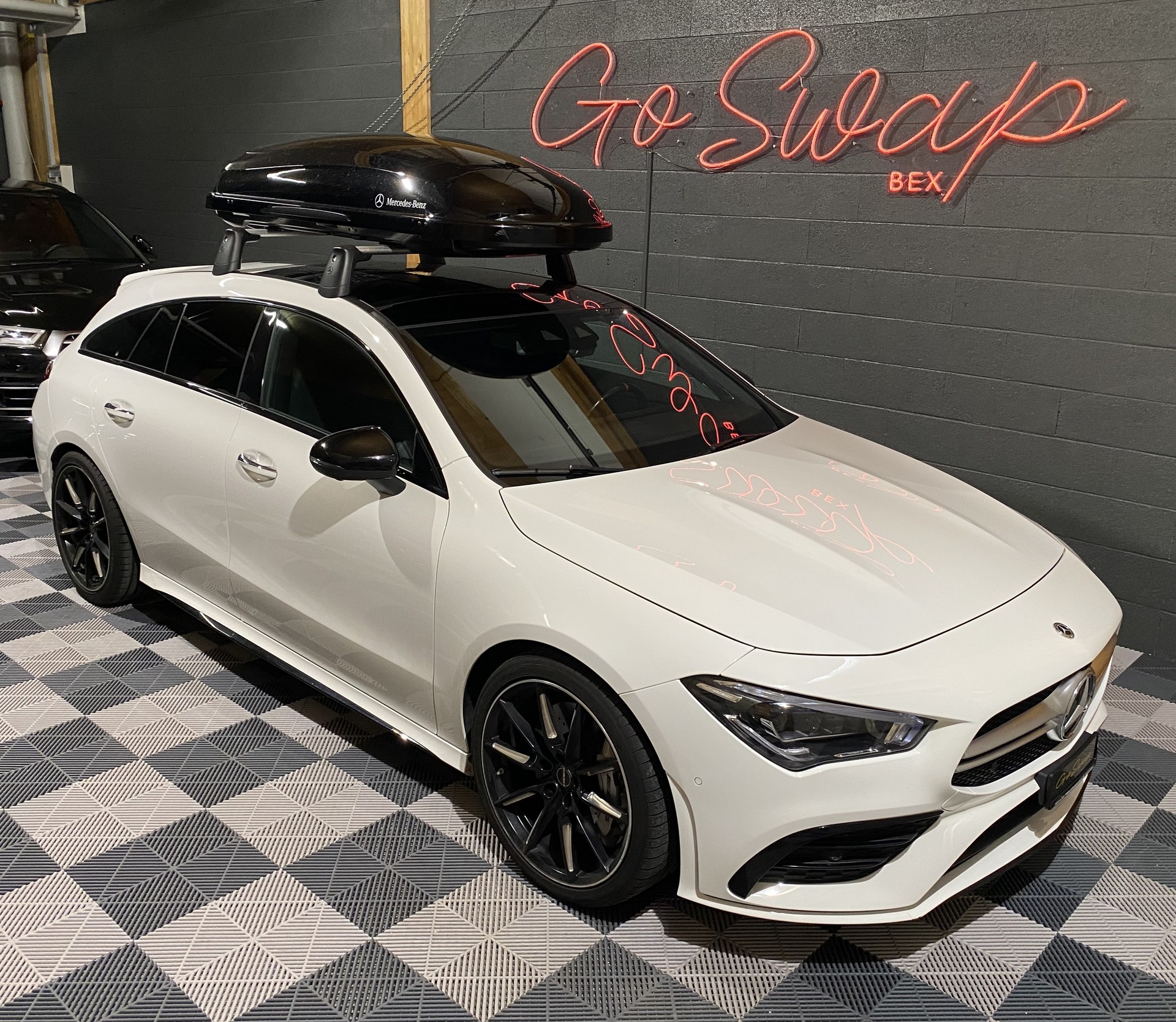 MERCEDES-BENZ CLA Shooting Brake 35 AMG 4Matic 7G-DCT