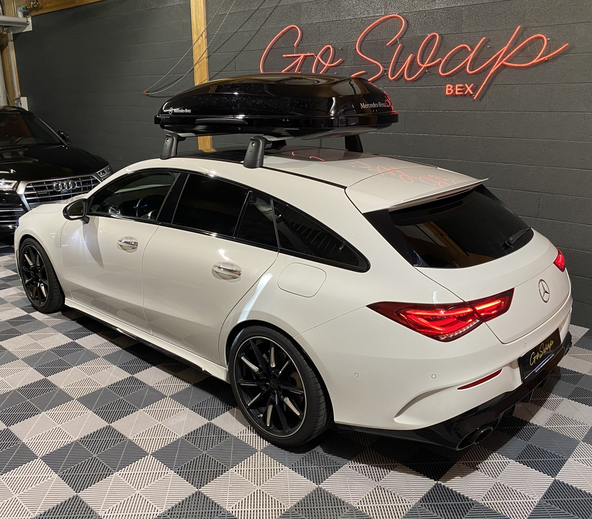 MERCEDES-BENZ CLA Shooting Brake 35 AMG 4Matic 7G-DCT-image-10