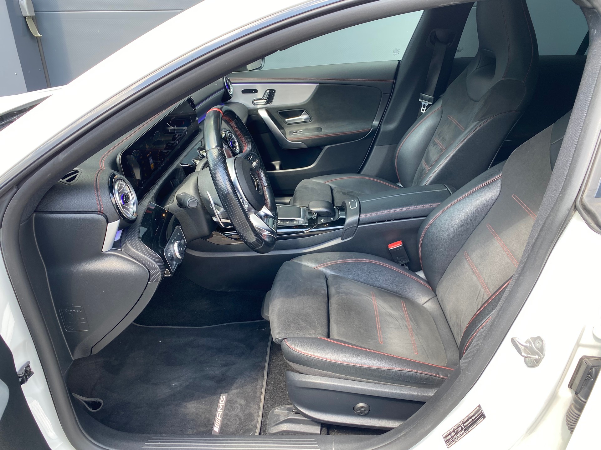 MERCEDES-BENZ CLA Shooting Brake 35 AMG 4Matic 7G-DCT-image-13