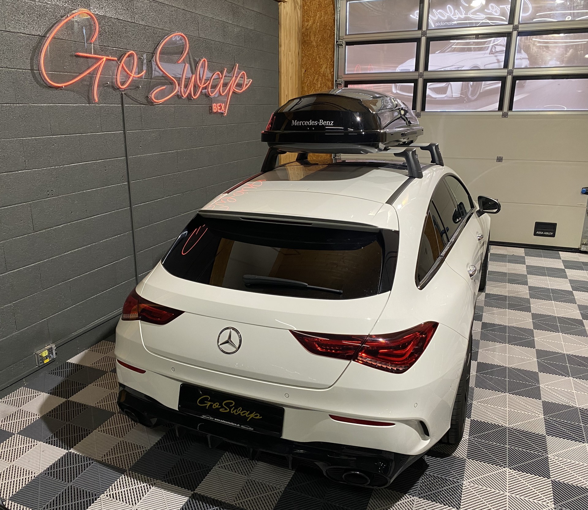 MERCEDES-BENZ CLA Shooting Brake 35 AMG 4Matic 7G-DCT-image-4