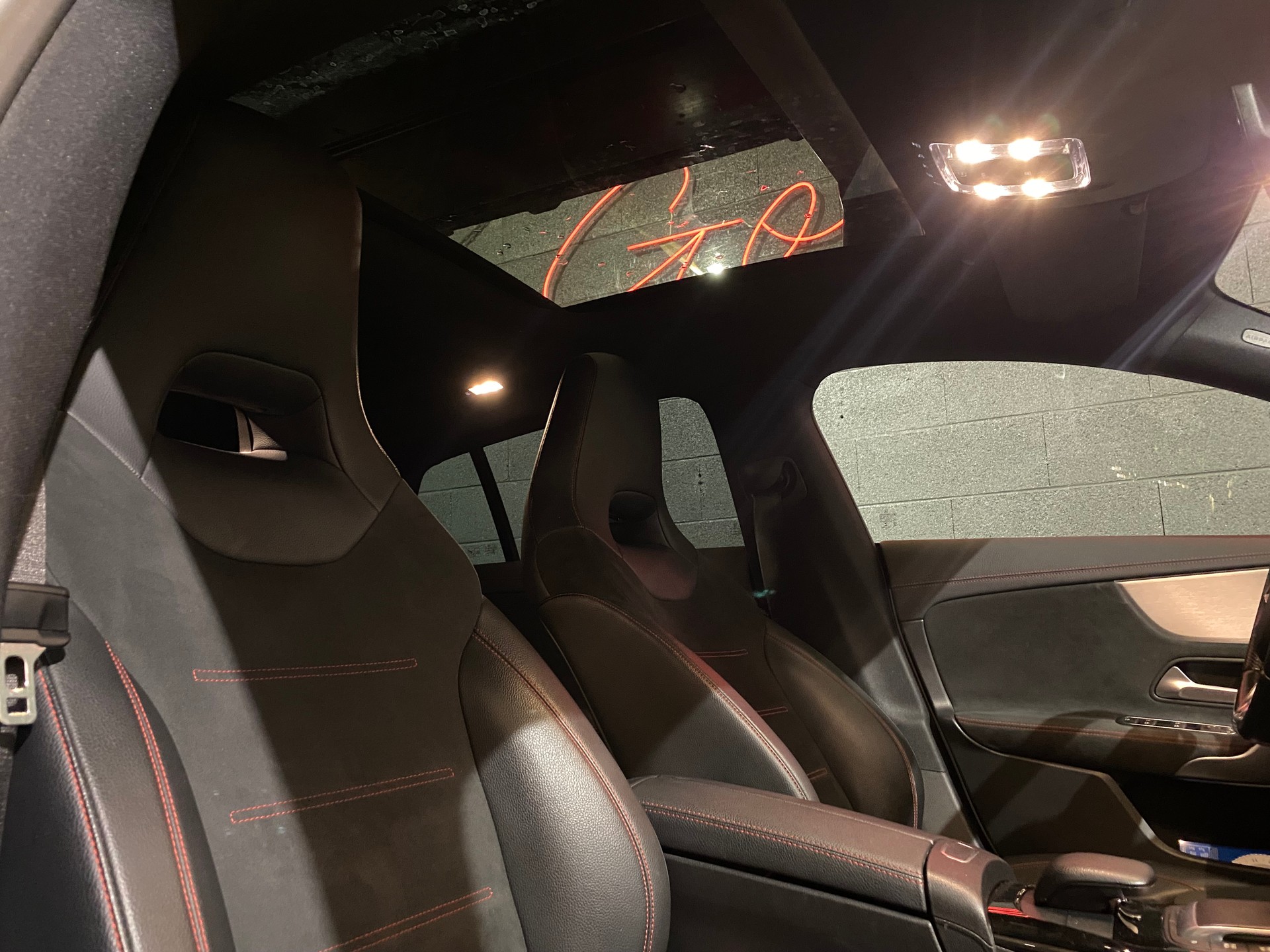 MERCEDES-BENZ CLA Shooting Brake 35 AMG 4Matic 7G-DCT-image-27