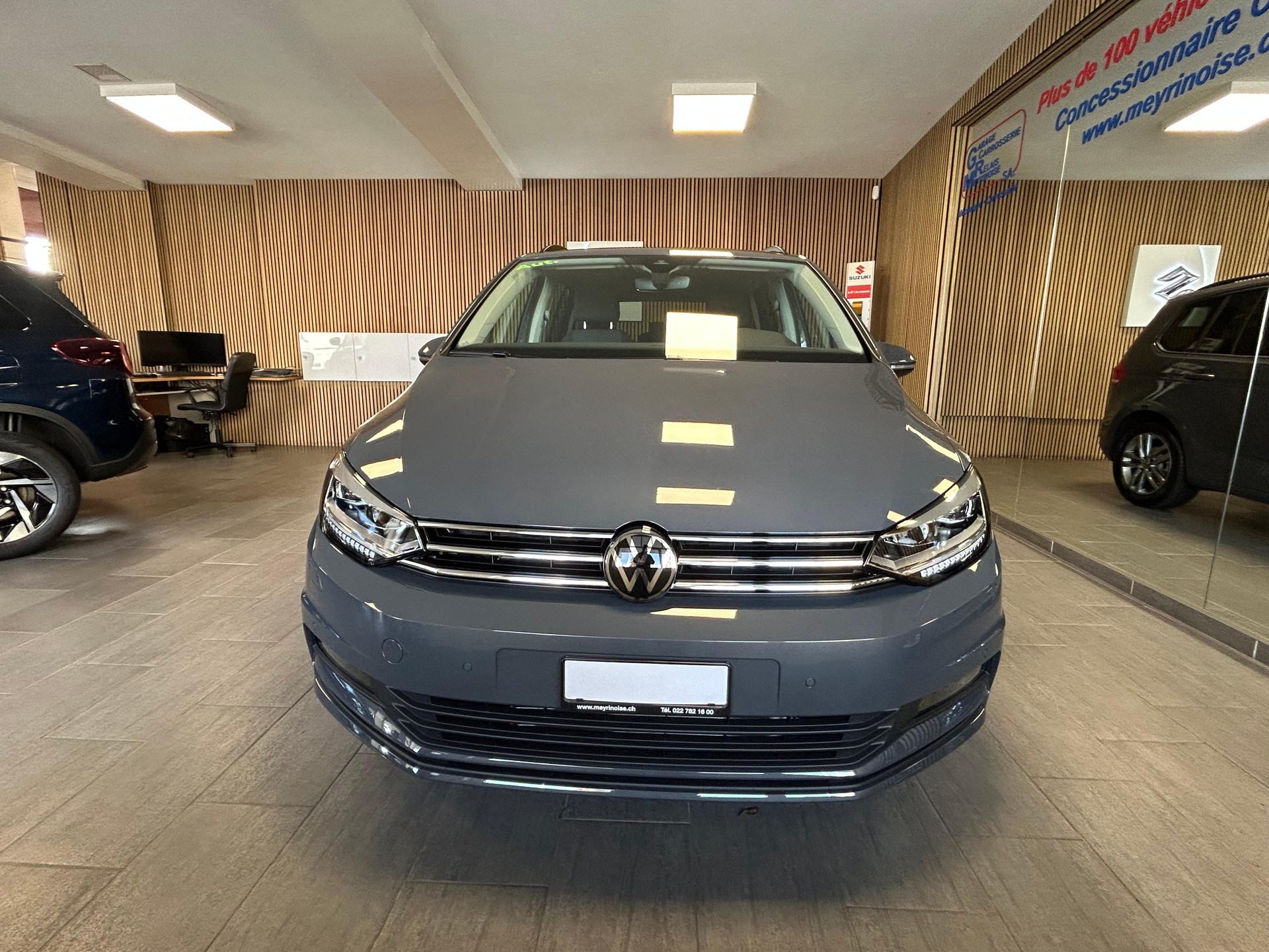 VW Touran 1.5 TSI Comfortline DSG 7 PLACES/7PLATZ-showroom-element-3