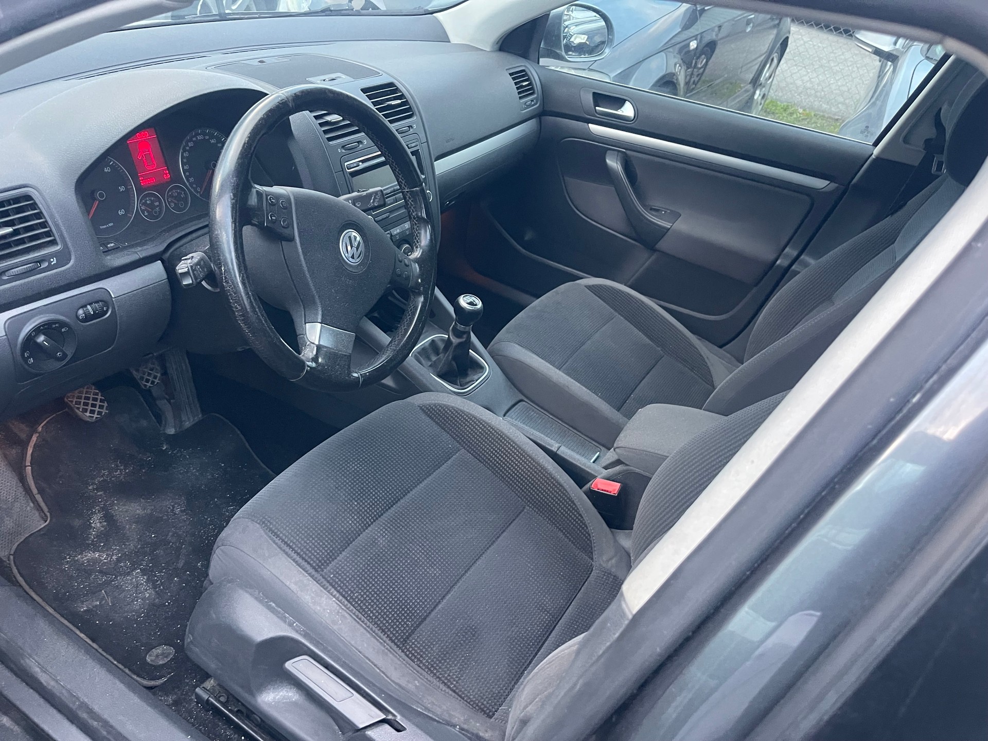VW Golf Variant 1.9 TDI Value 4Motion-image-3