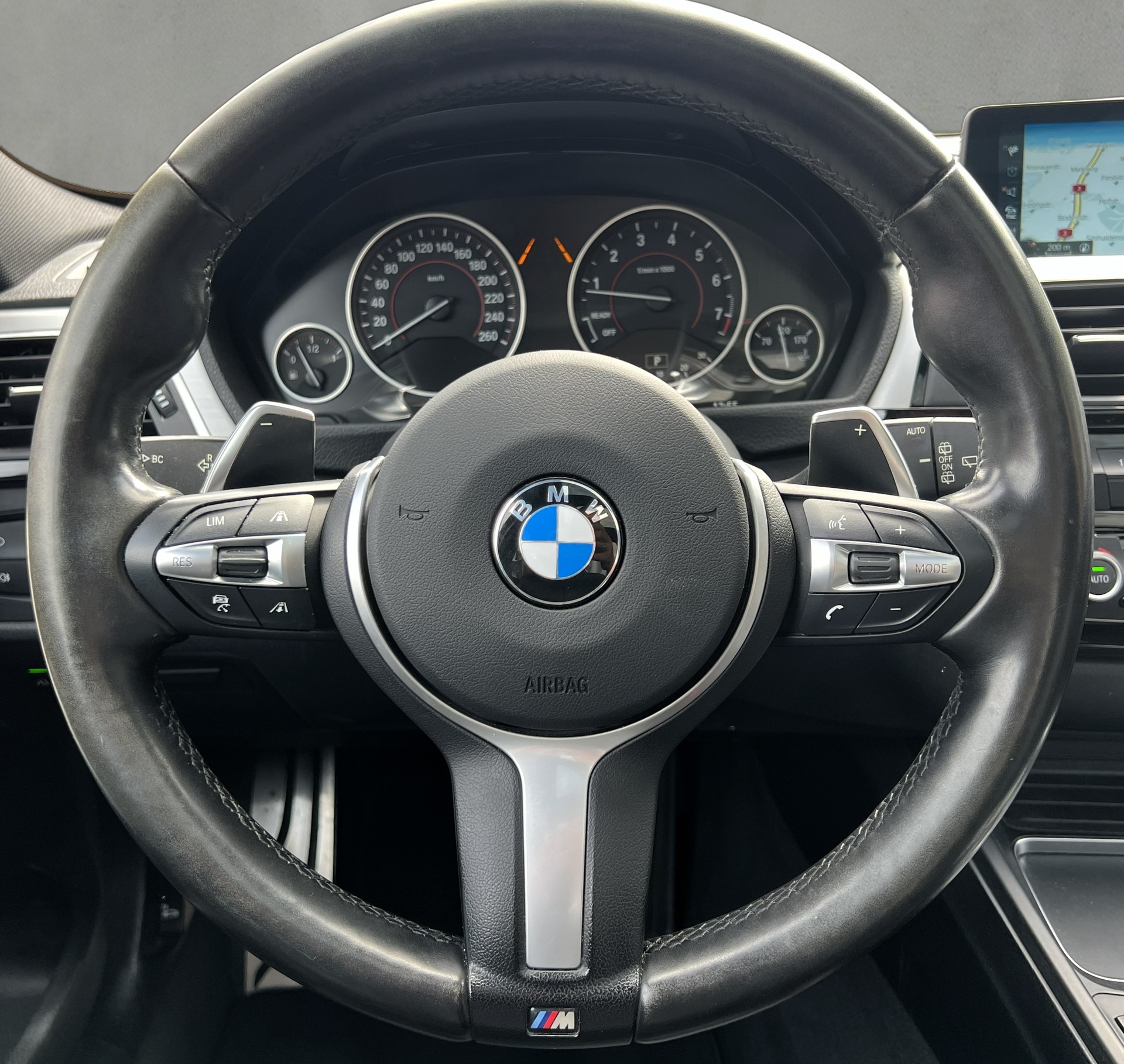 BMW 340i xDrive Touring M Sport Steptronic-image-23