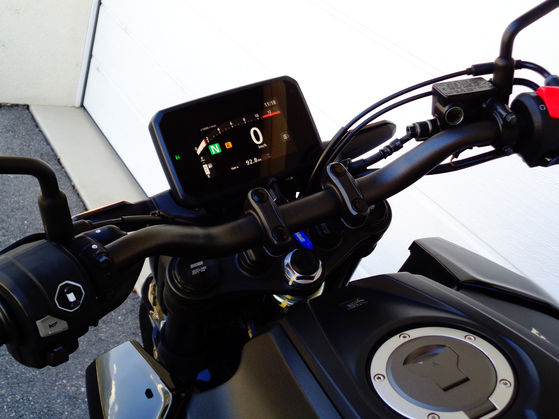 HONDA CB 125 R-image-5