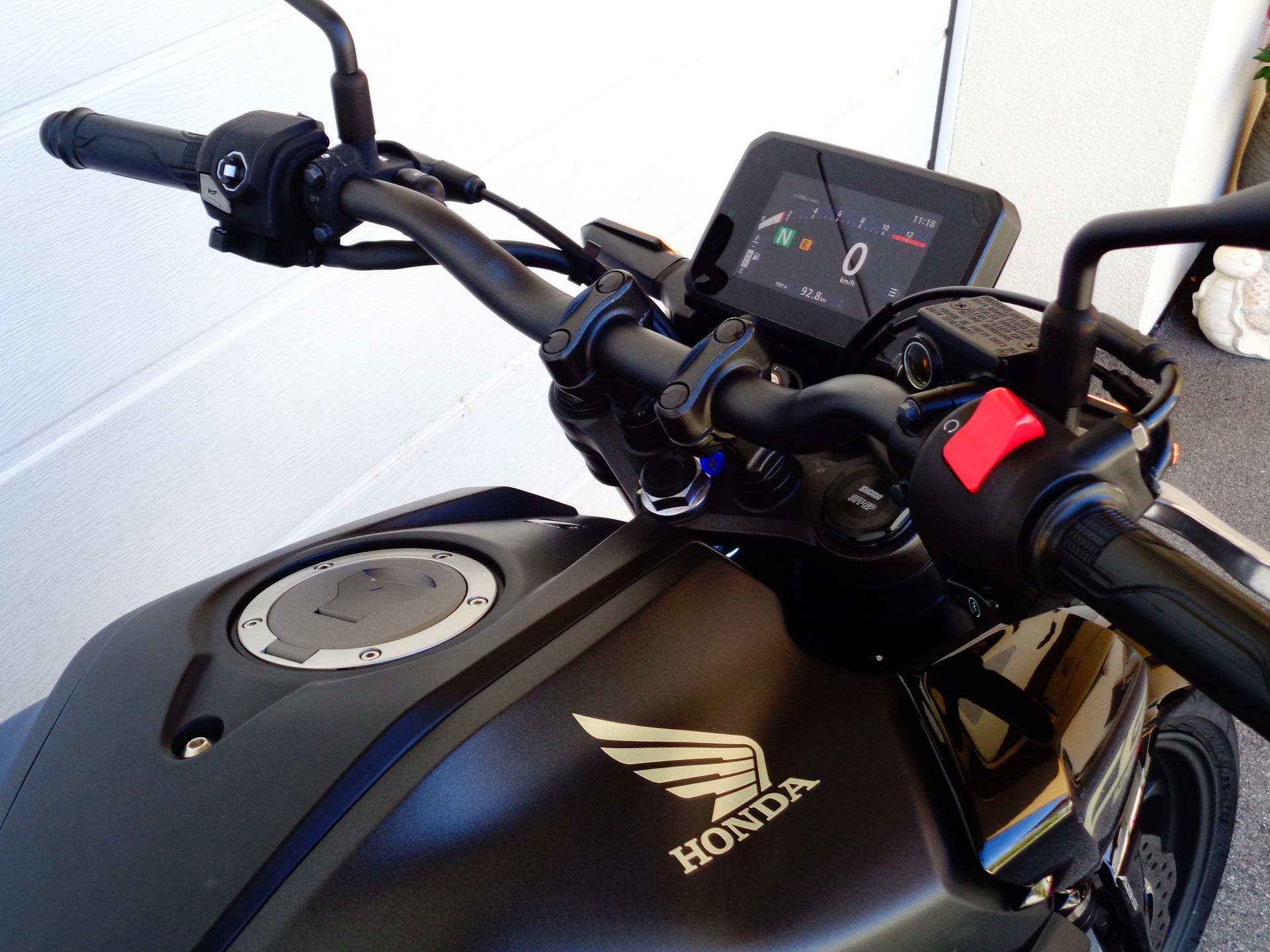 HONDA CB 125 R-image-4